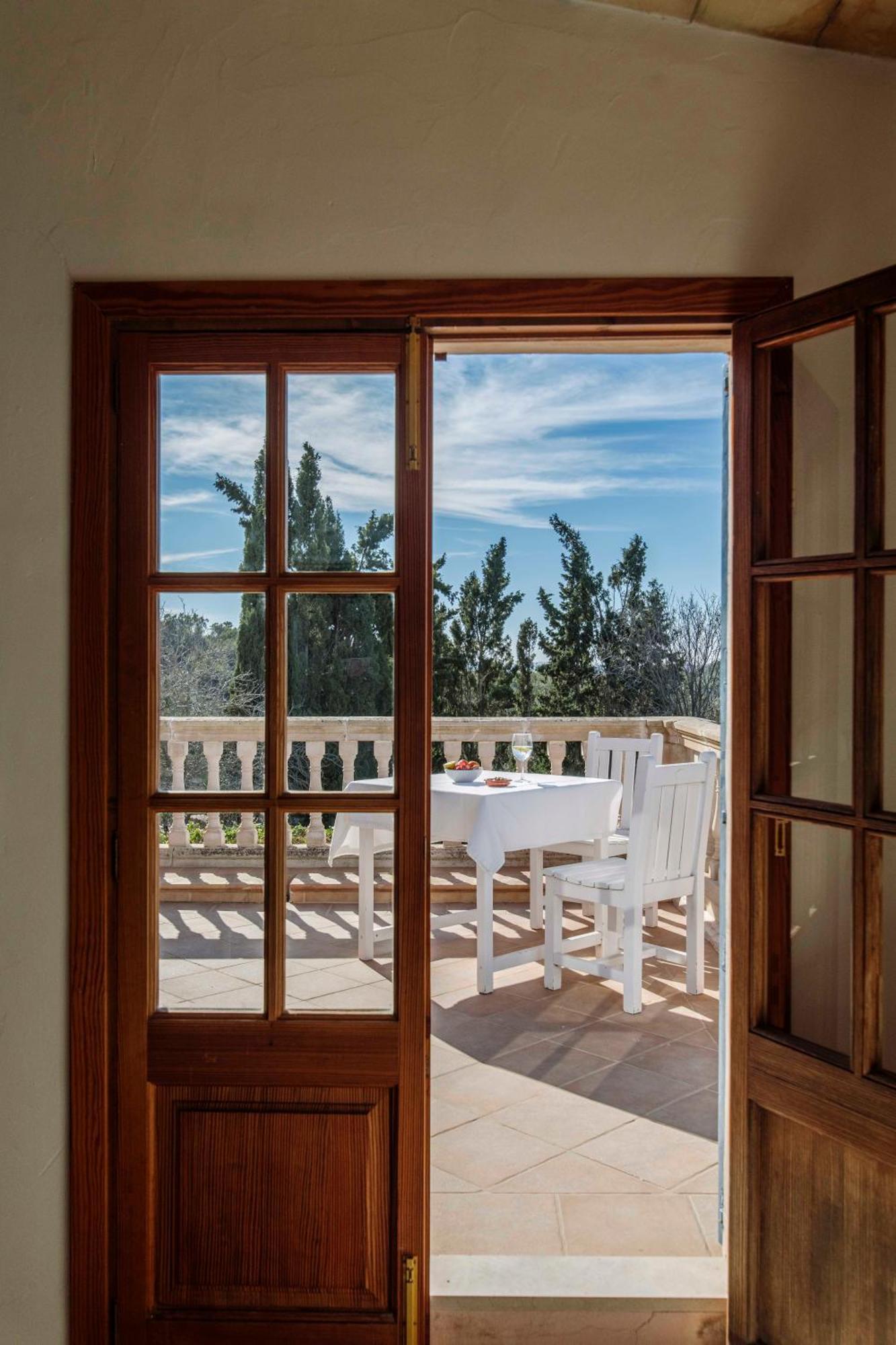 C'an Talaieta Luxurious