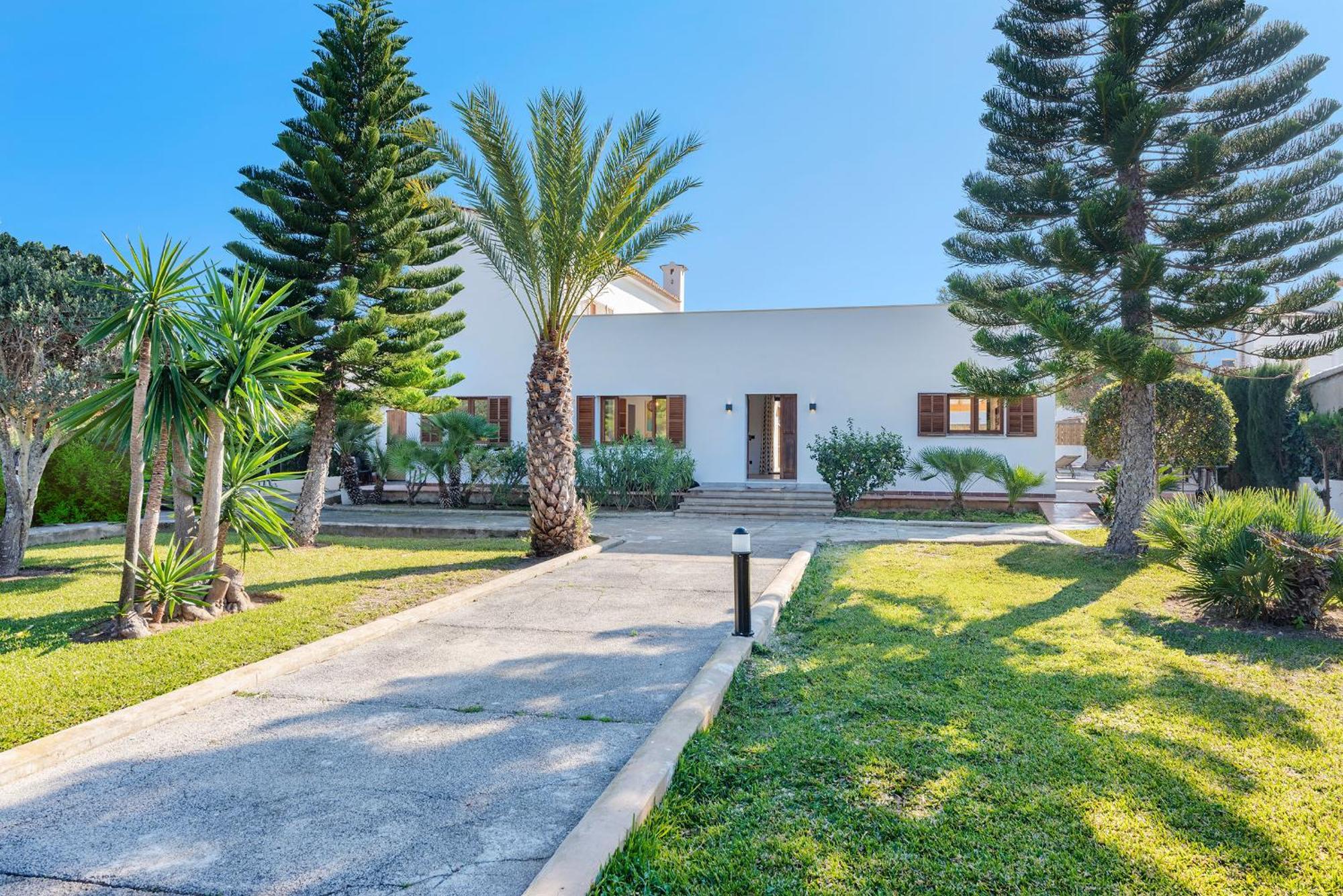 Ana To Rent In By Js Puerto Pollensa