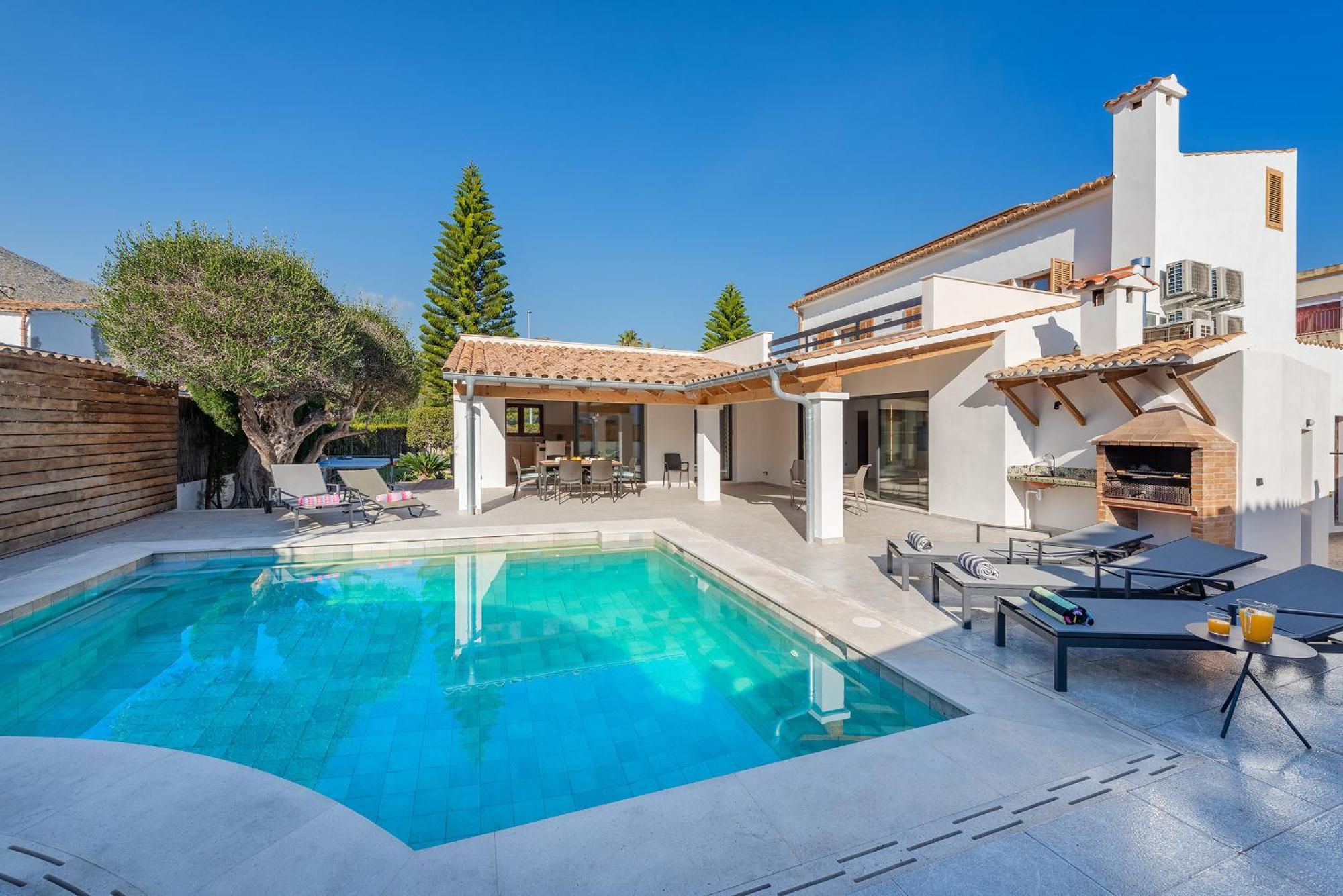 Villa Ana To Rent In By Js Puerto Pollensa