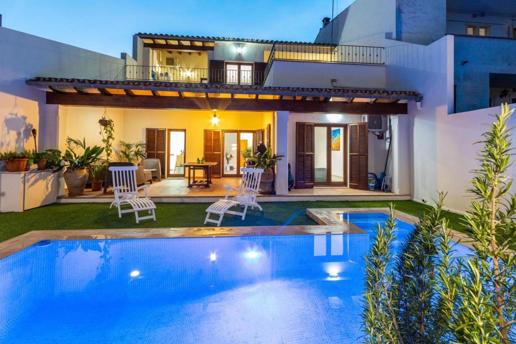 Beautiful Mallorca 3 Bedrooms Townhouse Memories Walking Distance To Town Square Private Pool Villa