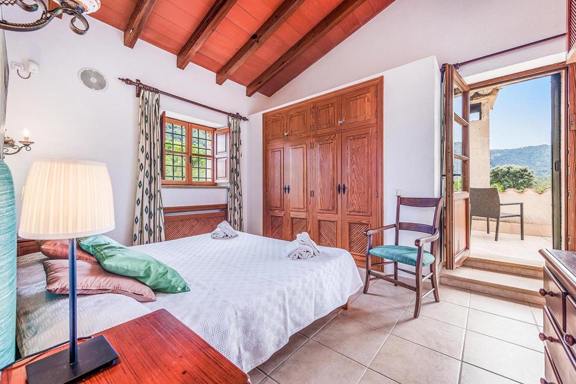 Villa Beautiful Mallorca Villa 4 Bedrooms Villa Charming Grove Private Pool Magical Scenery Pollensa *