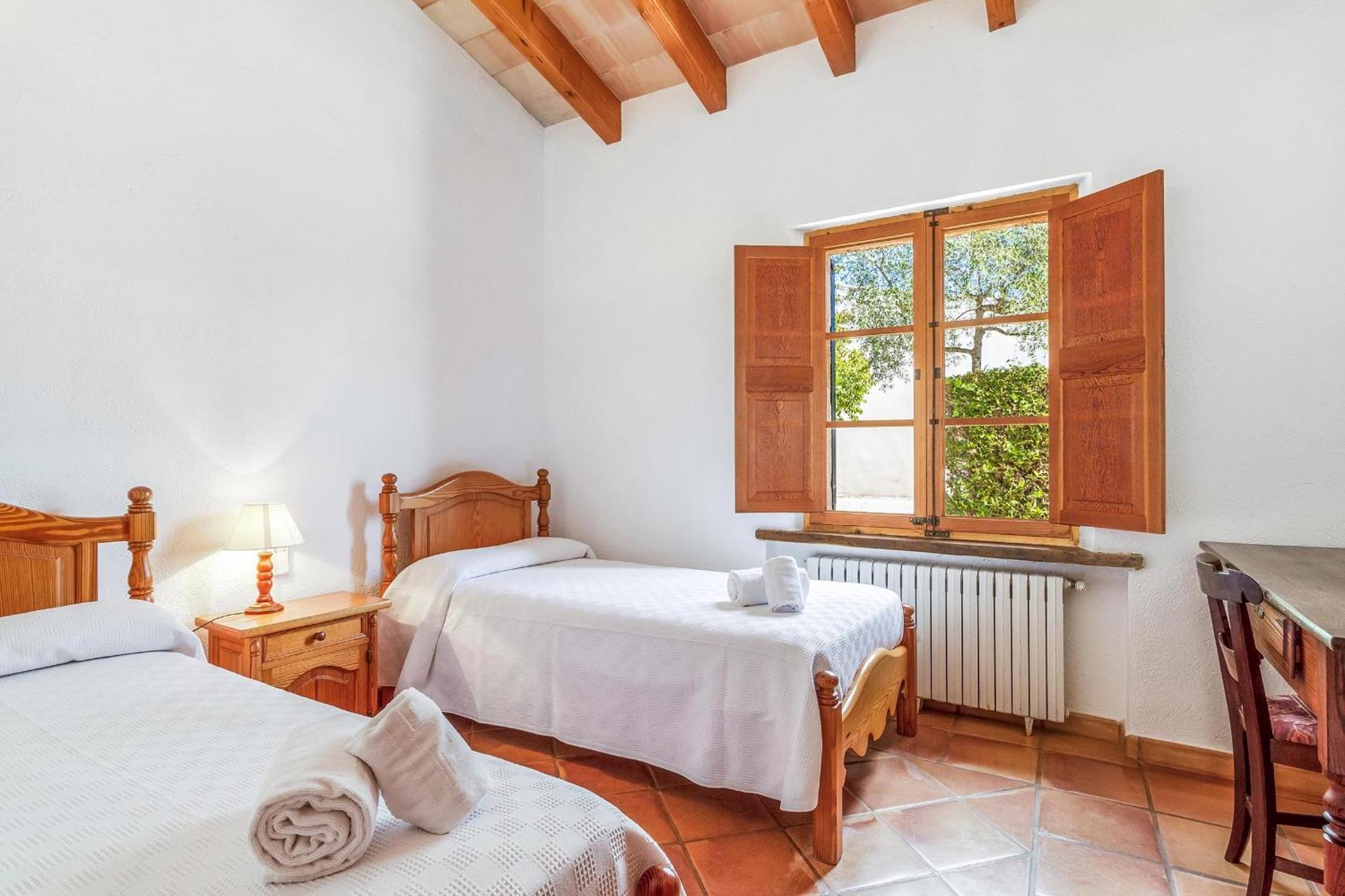 Traditional 3 Bedrooms Rellafonta Mountain Views Short Drive To Town Villa Pollensa