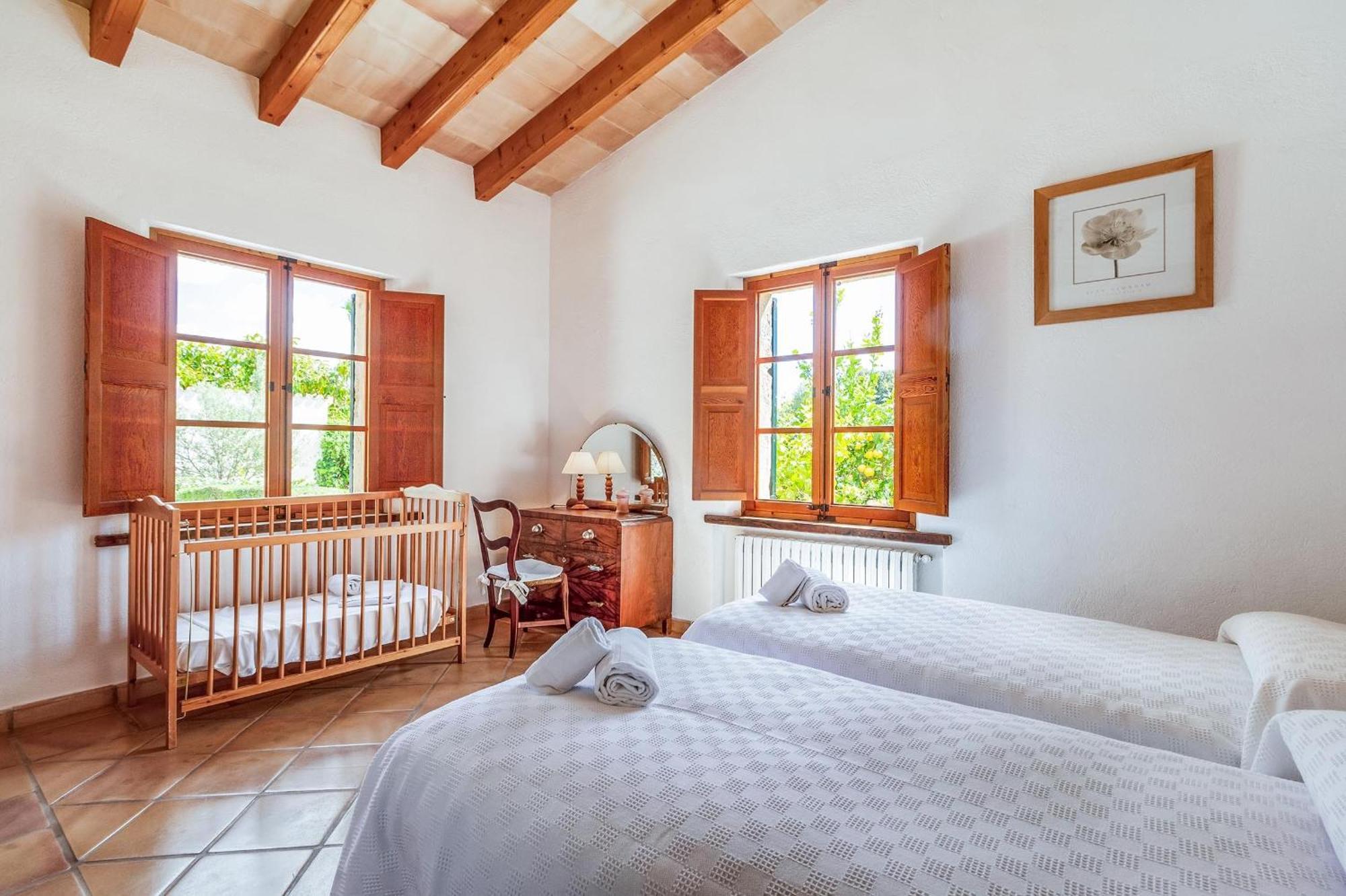 Villa Traditional 3 Bedrooms Rellafonta Mountain Views Short Drive To Town
