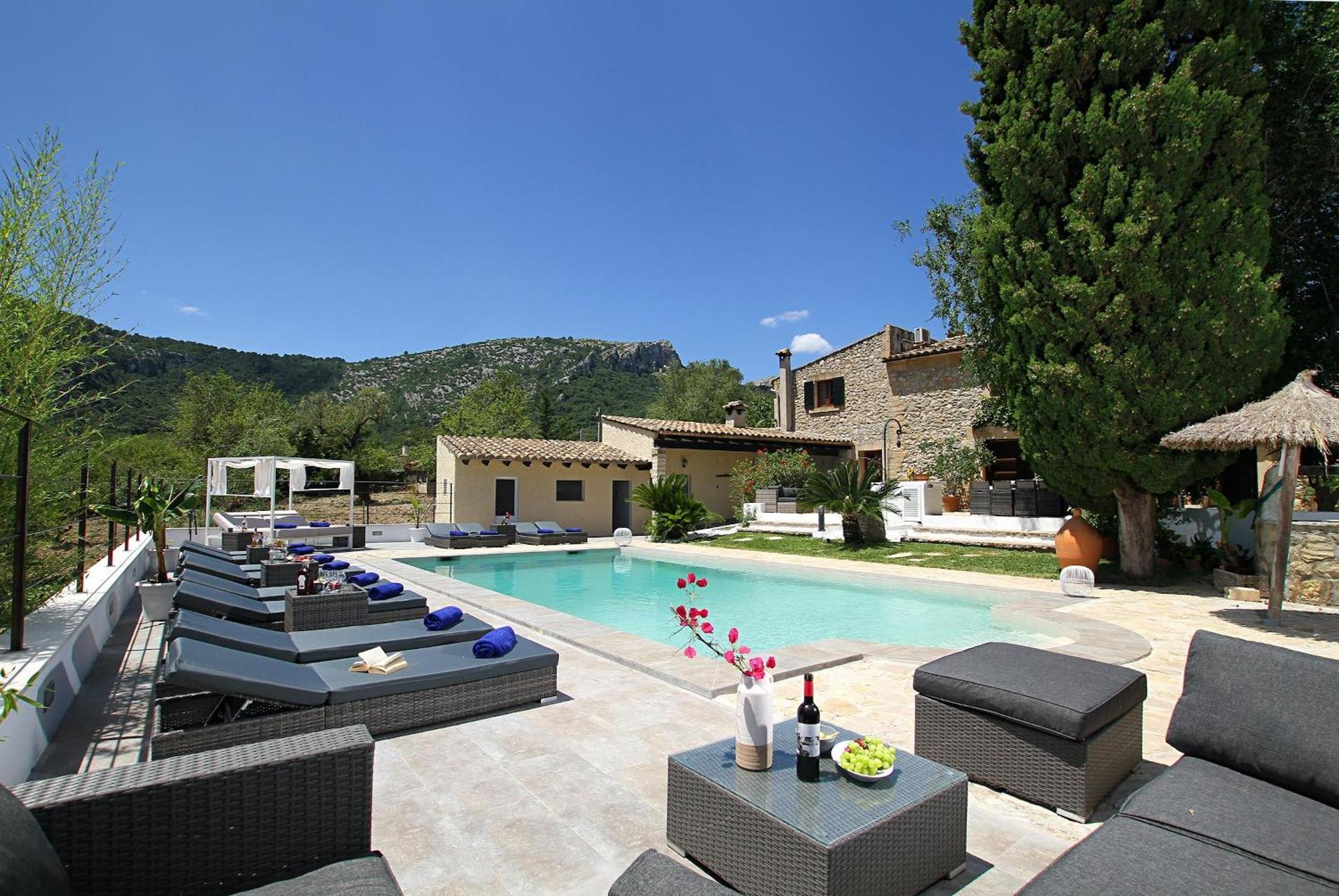 Traditional Mallorca Villa 6 Bedrooms Villa Colonya Olive Private Pool Stunning Views Colonya Valley Pollensa