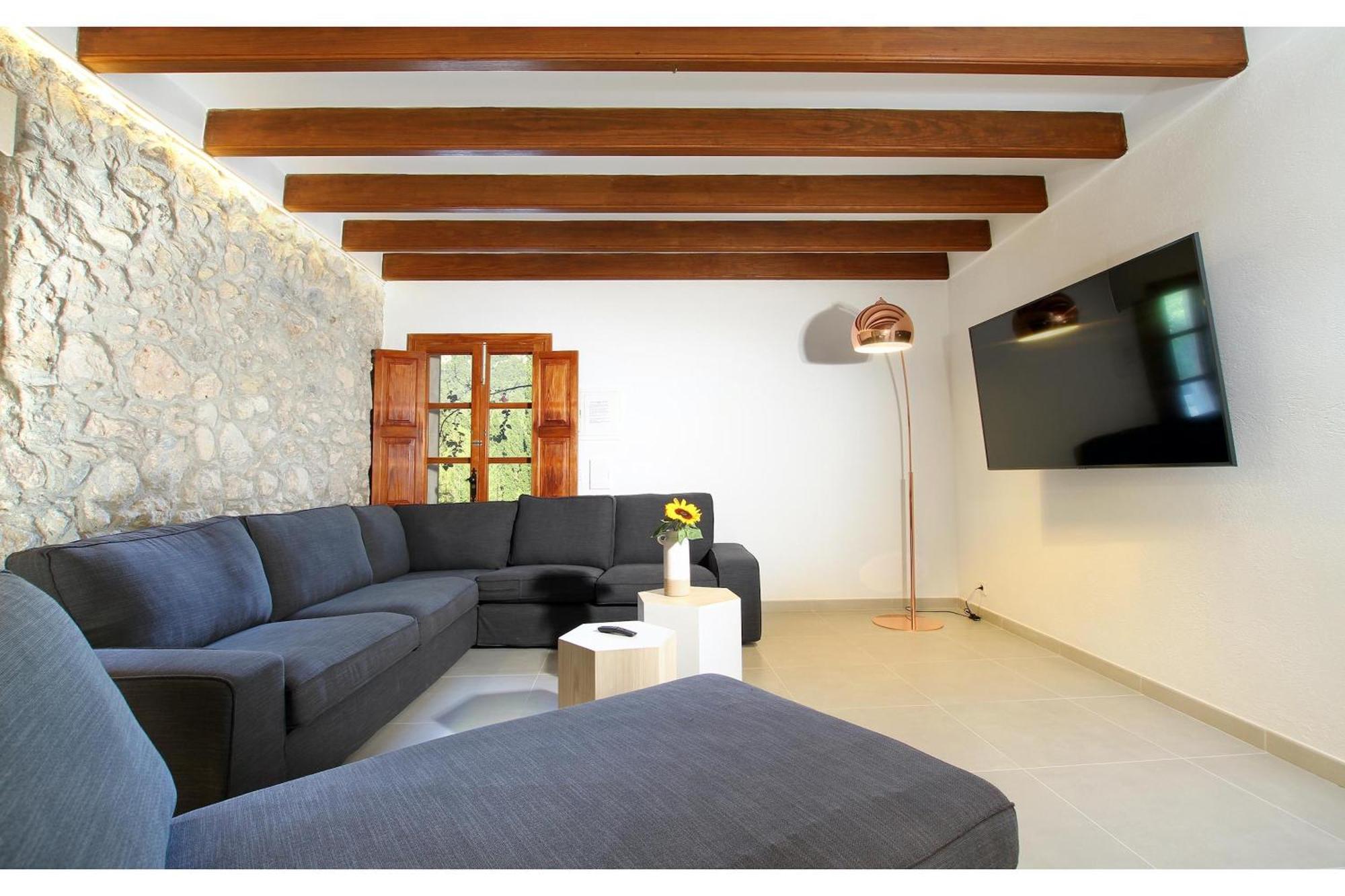 Traditional Mallorca Villa 6 Bedrooms Villa Colonya Olive Private Pool Stunning Views Colonya Valley Villa *