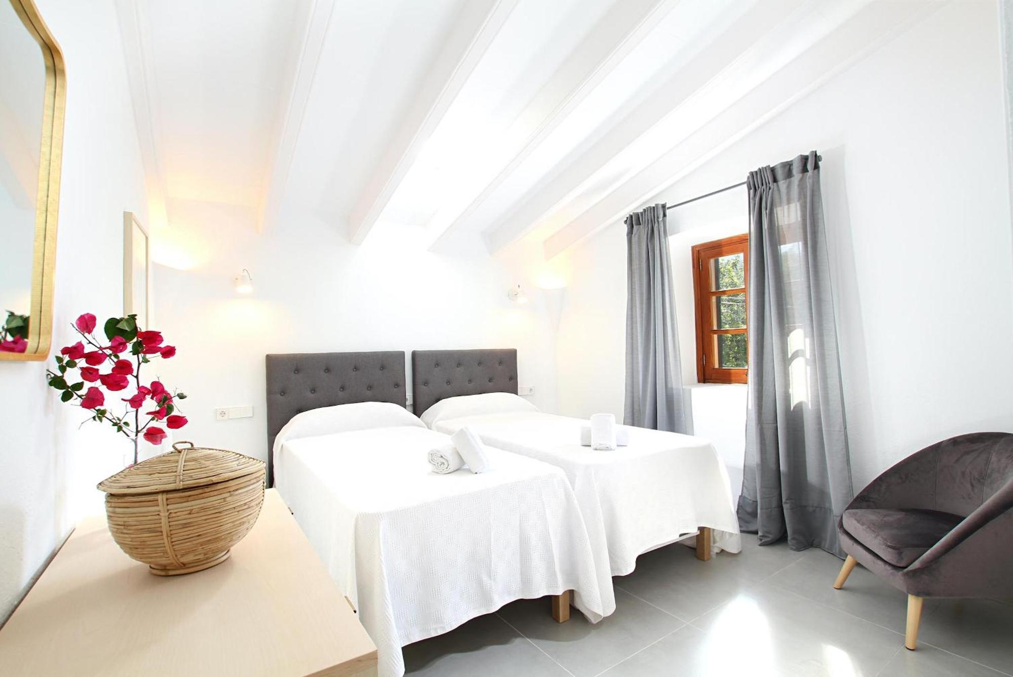 Traditional Mallorca Villa 6 Bedrooms Villa Colonya Olive Private Pool Stunning Views Colonya Valley Villa *