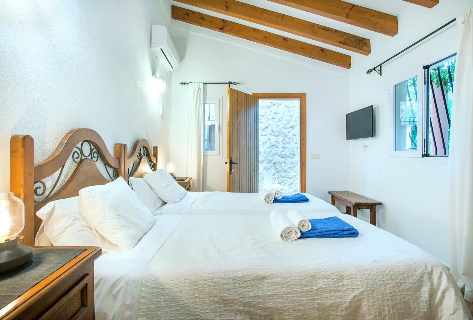 Owl Plomer - 2 Min Walk To The Old Town Villa