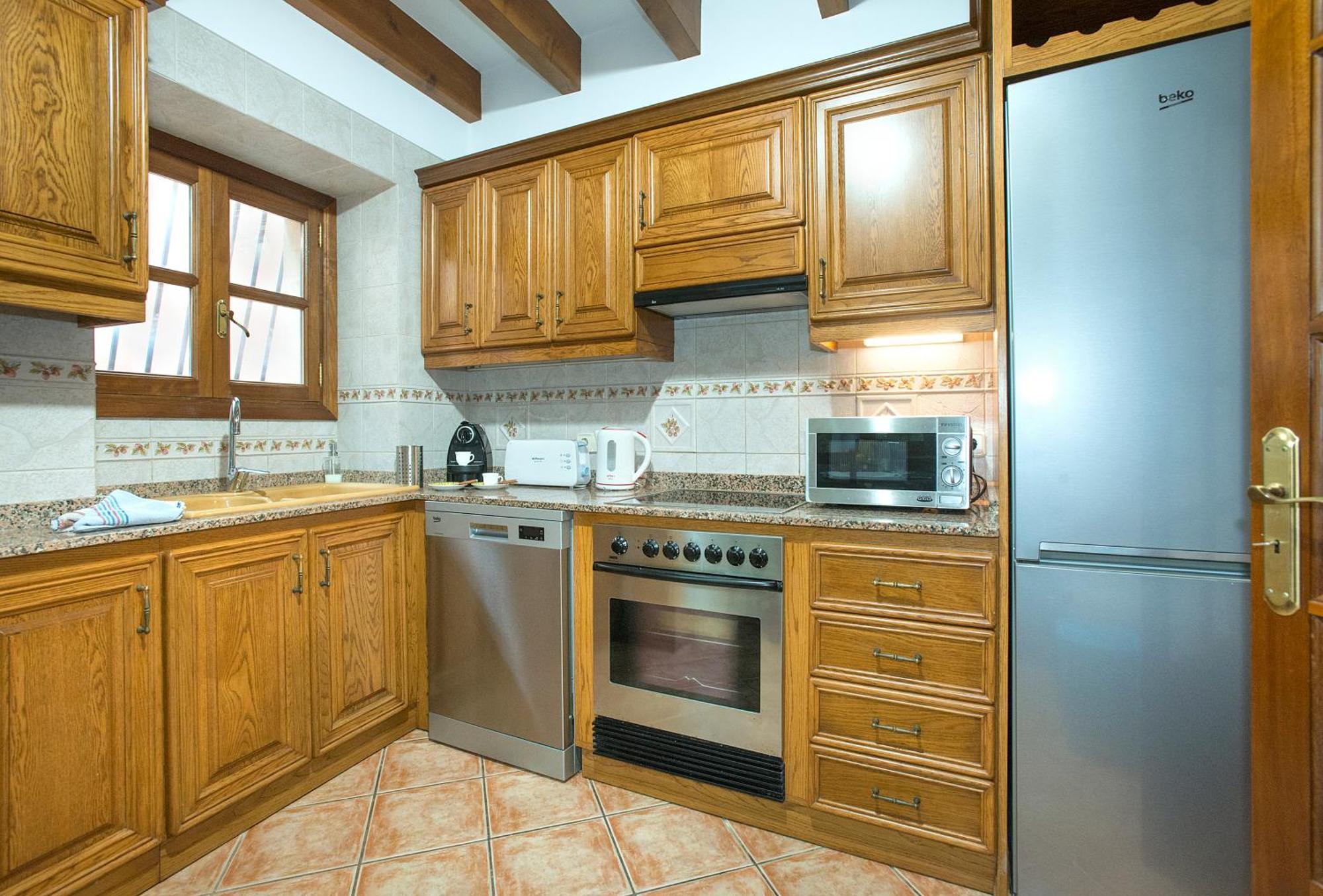 Villa Owl Plomer - 2 Min Walk To The Old Town *