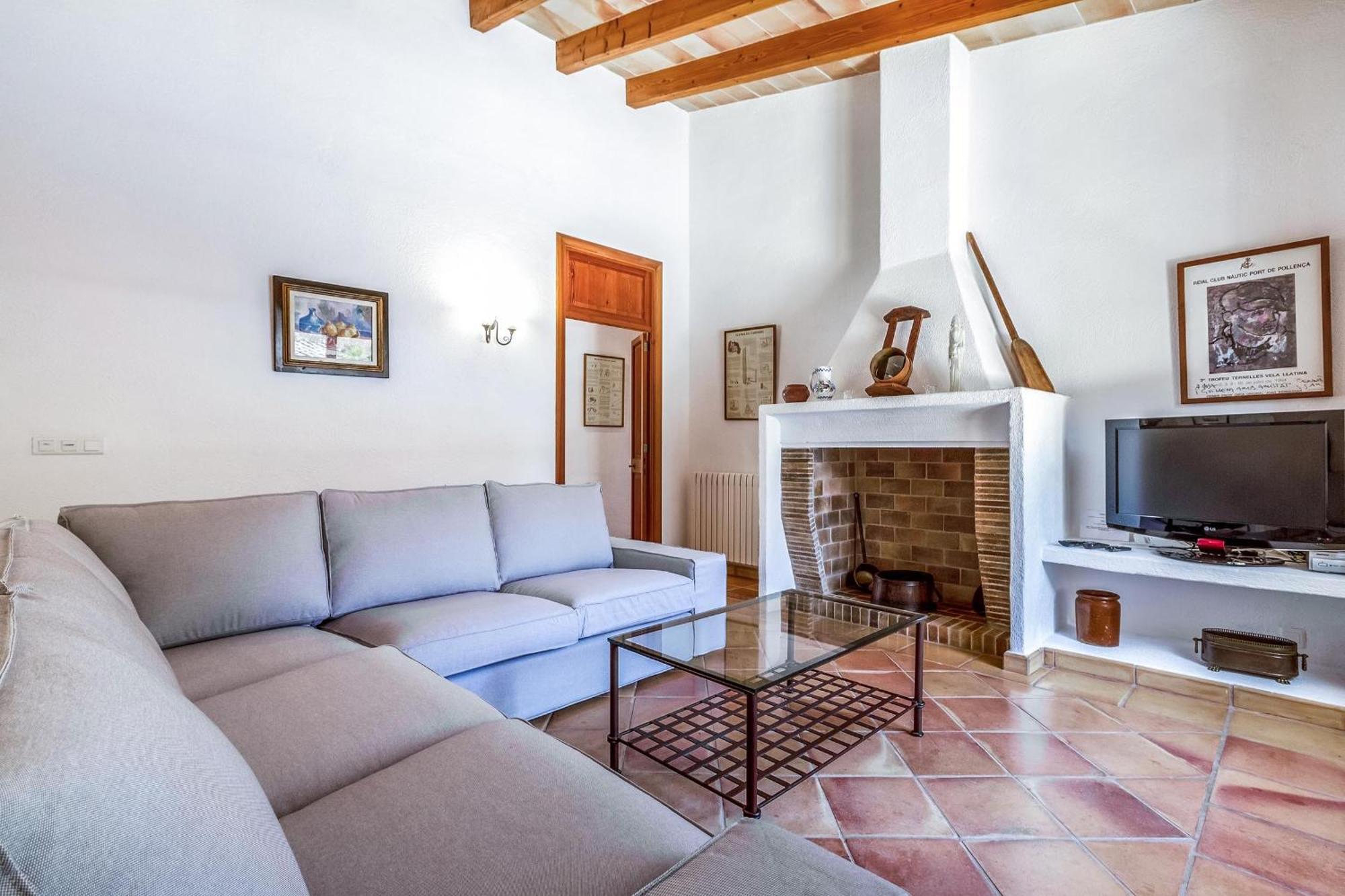 Beautiful 4 Bedrooms Bennassar Mountainside Views Short Drive To Town Villa *