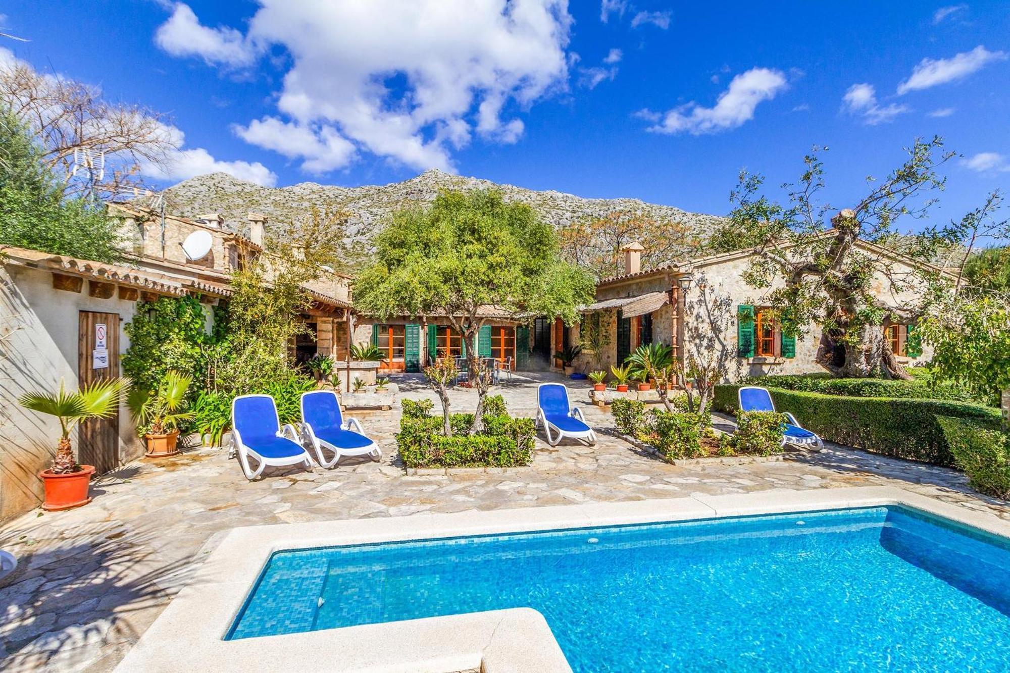 Beautiful 4 Bedrooms Bennassar Mountainside Views Short Drive To Town Villa