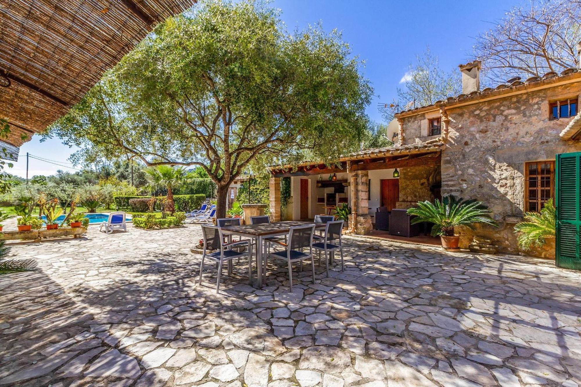 Beautiful 4 Bedrooms Bennassar Mountainside Views Short Drive To Town Villa Pollensa