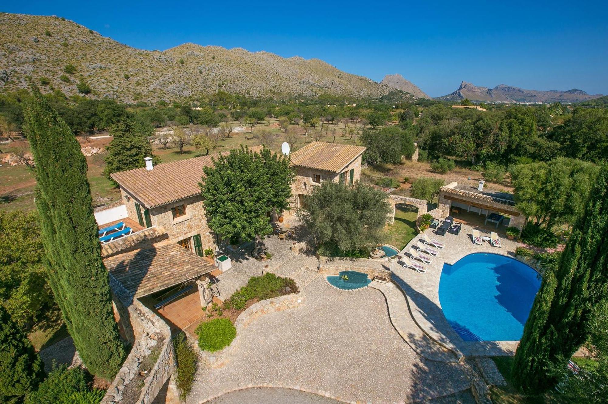 Beautiful 4 Bedrooms Bennassar Mountainside Views Short Drive To Town Villa
