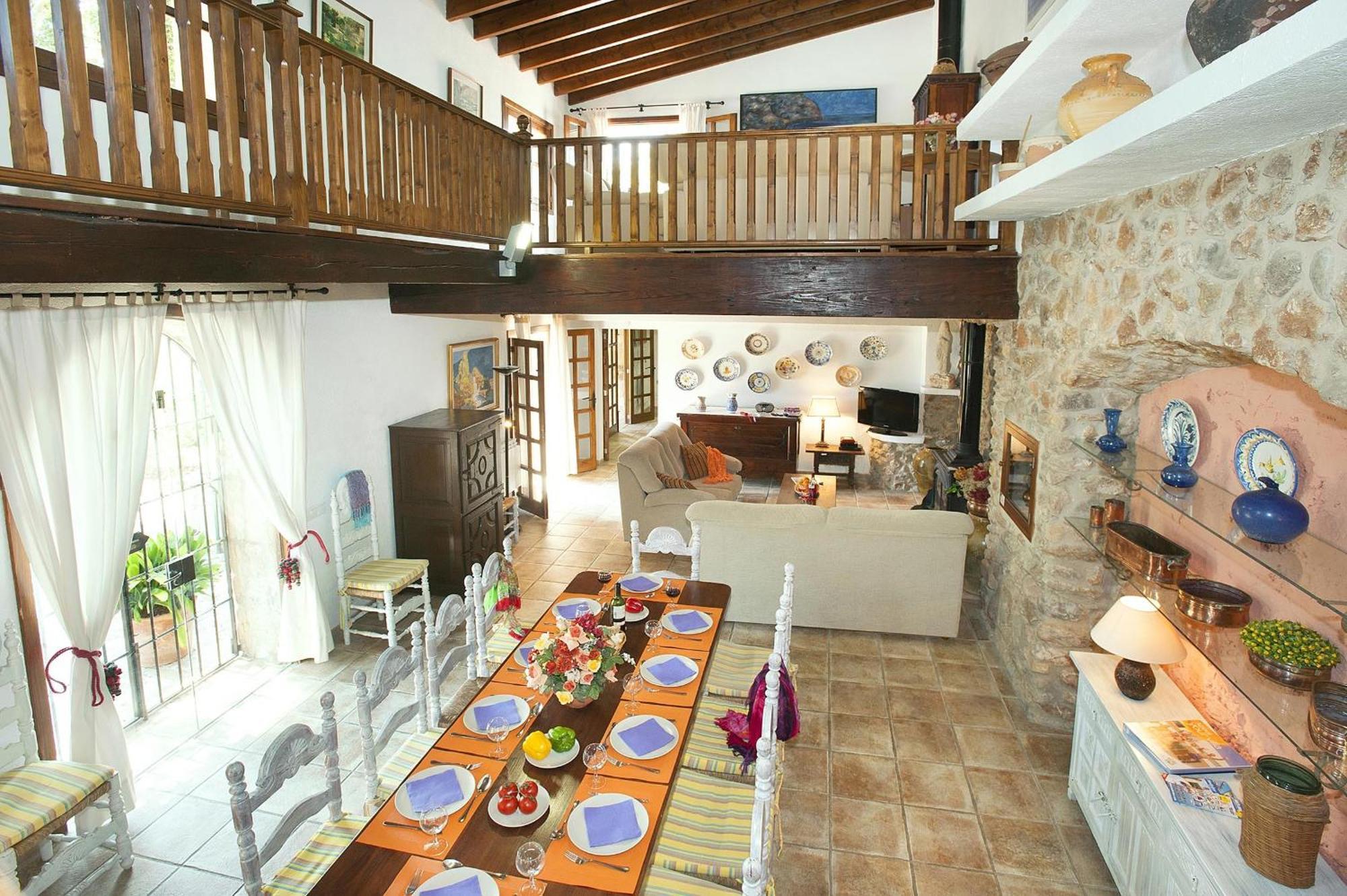 Beautiful 4 Bedrooms Bennassar Mountainside Views Short Drive To Town Villa