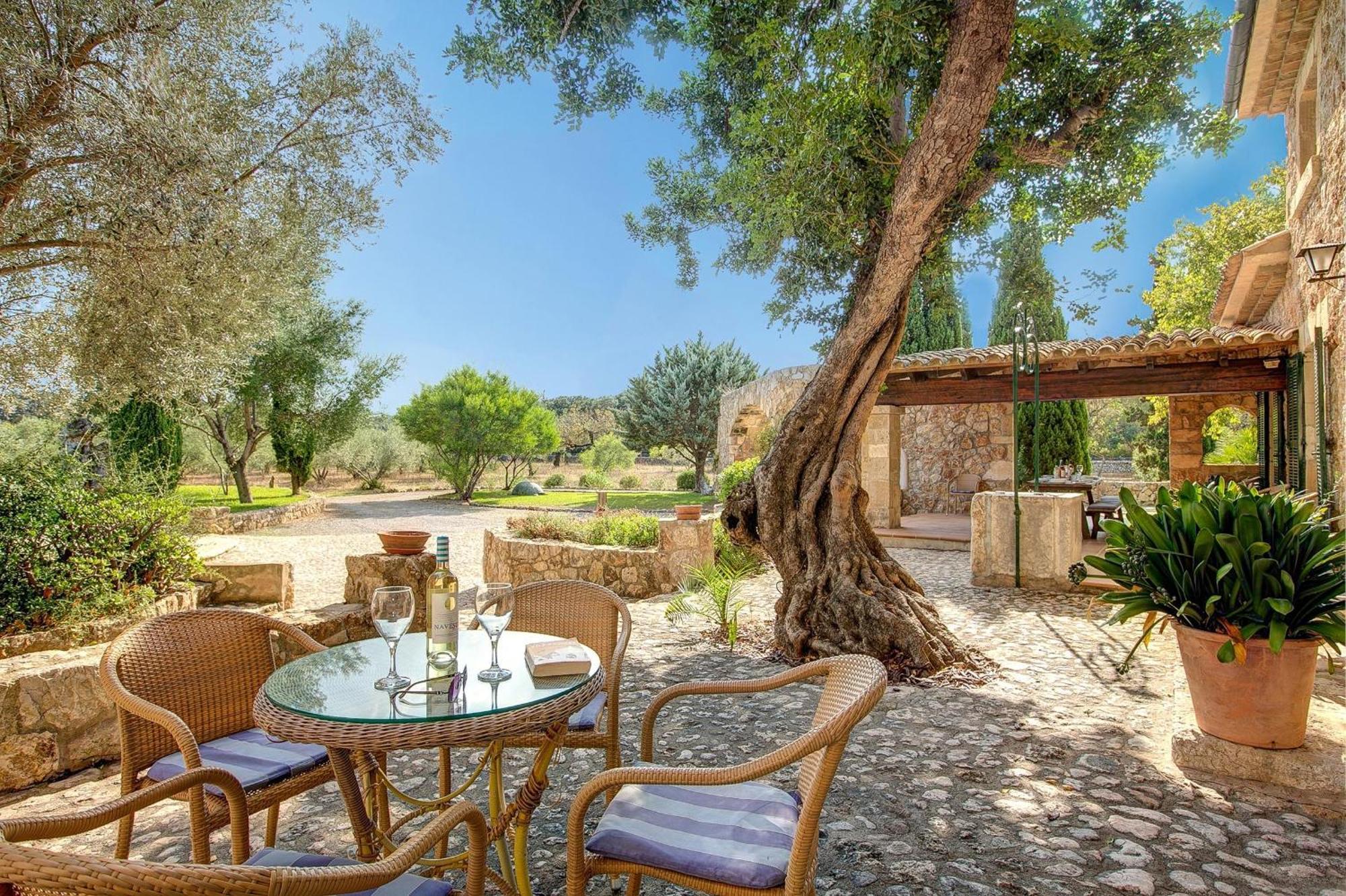 Villa Beautiful 4 Bedrooms Bennassar Mountainside Views Short Drive To Town *