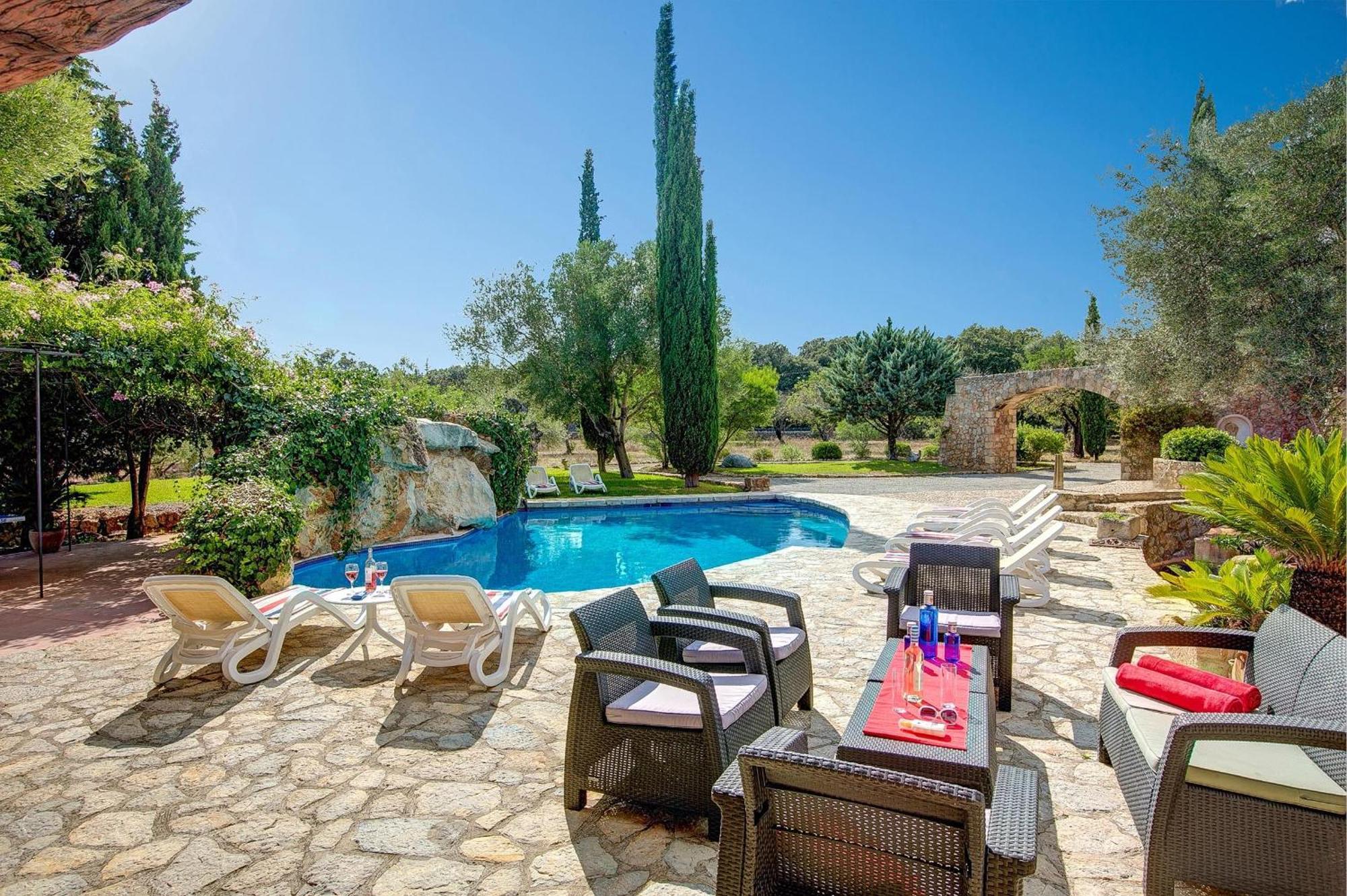 Beautiful 4 Bedrooms Bennassar Mountainside Views Short Drive To Town