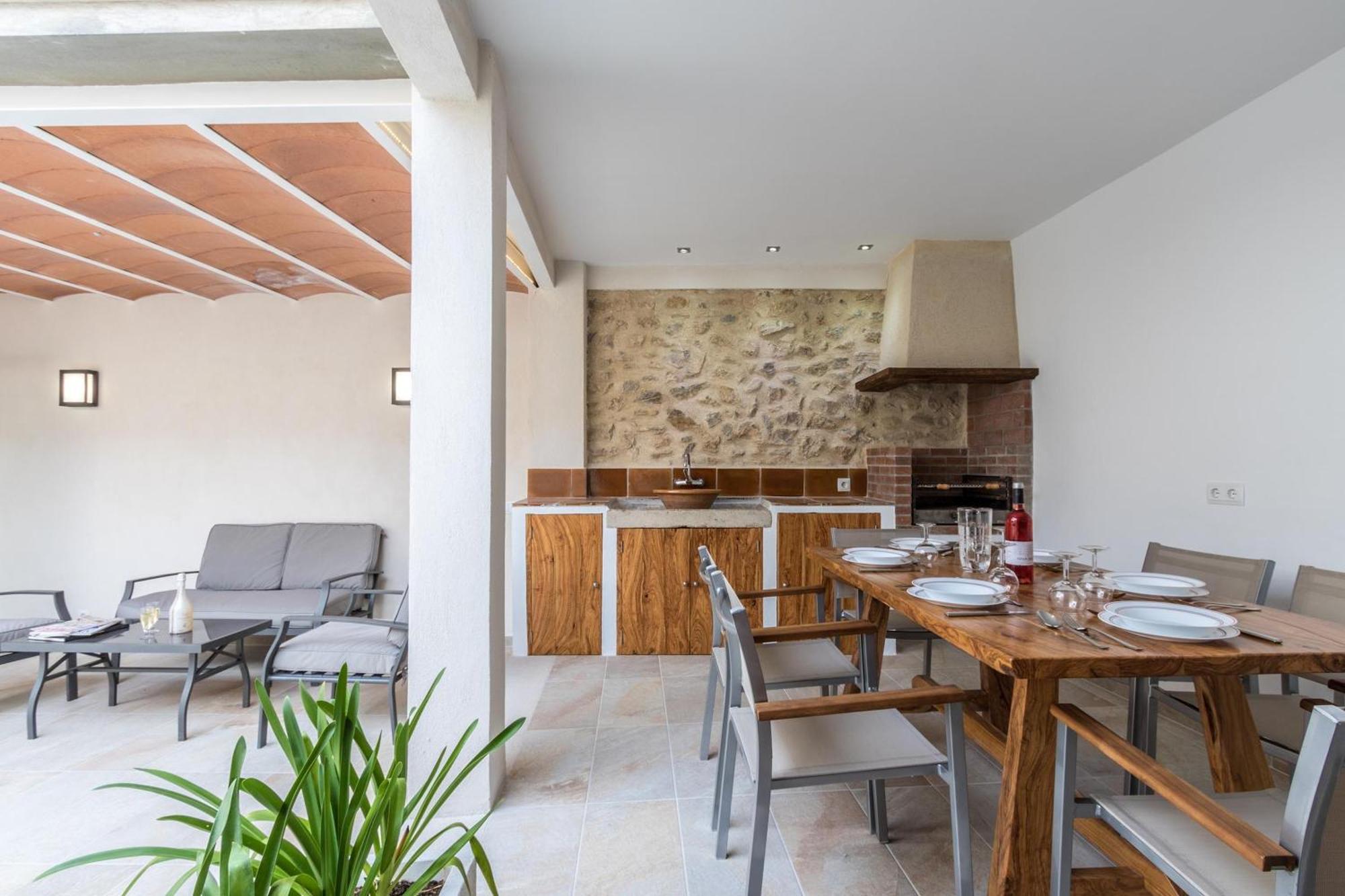 Historic Townhouse Casa Bugera 3 Bedrooms Private Pool Walking Distance To Centre