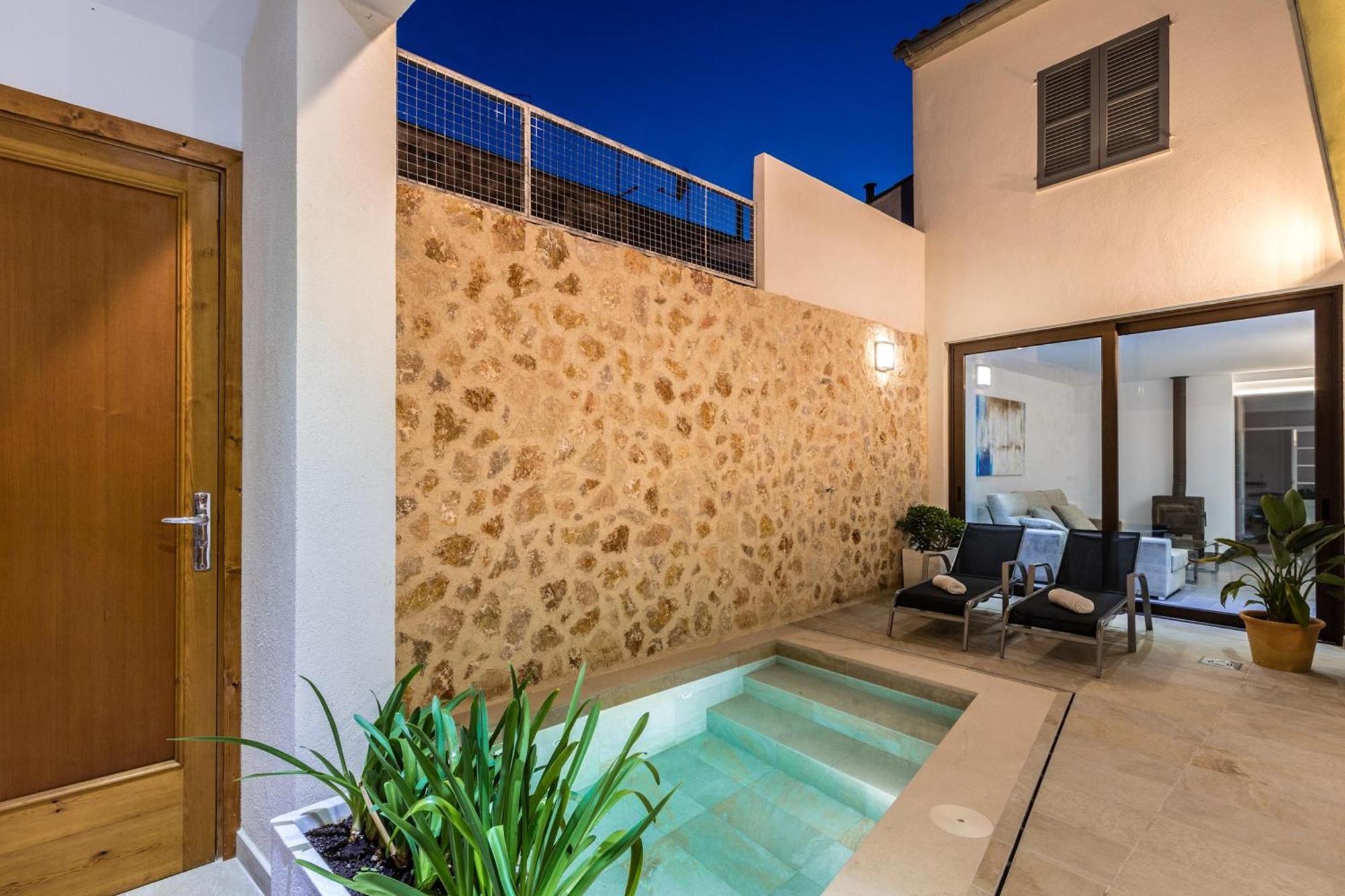Historic Townhouse Casa Bugera 3 Bedrooms Private Pool Walking Distance To Centre Villa Pollensa