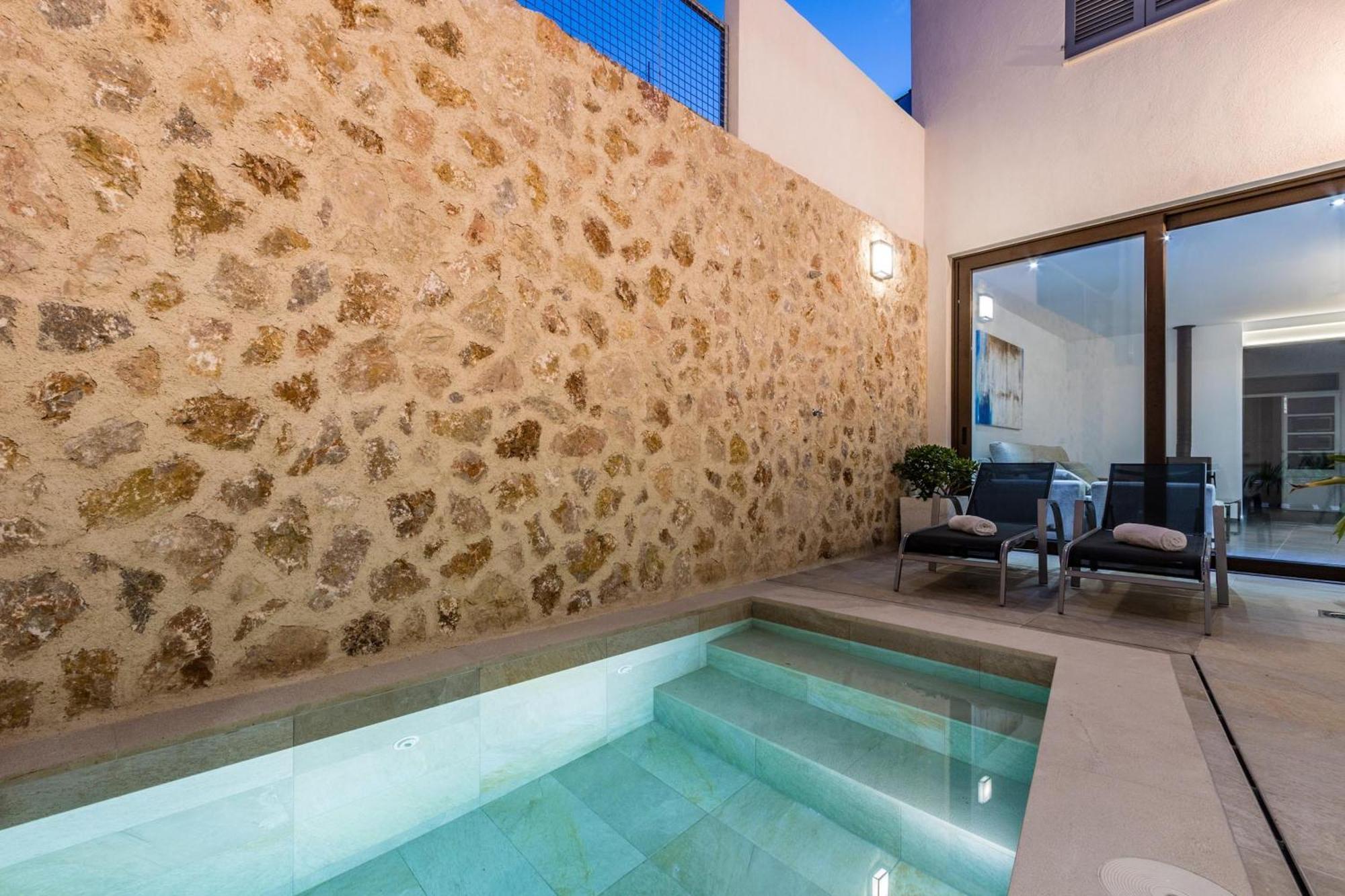 Historic Townhouse Casa Bugera 3 Bedrooms Private Pool Walking Distance To Centre Pollensa