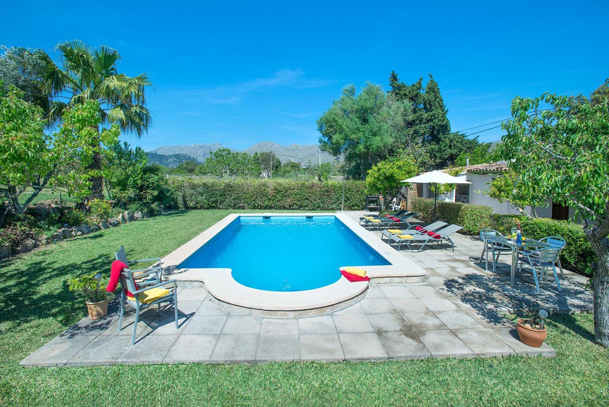 Villa Owl Llenaire Petit - 3 Min Drive To The