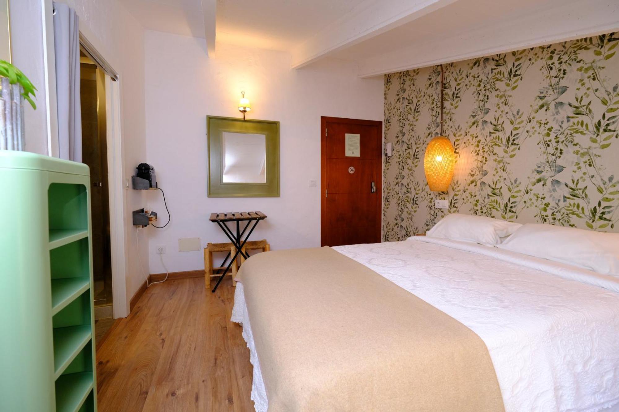 Casa B&b, For Mountain Lovers! Bed and breakfast Caimari