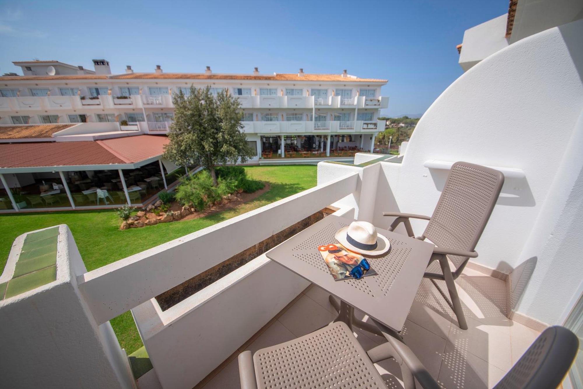 Hotel Blau Punta Reina Family 4*