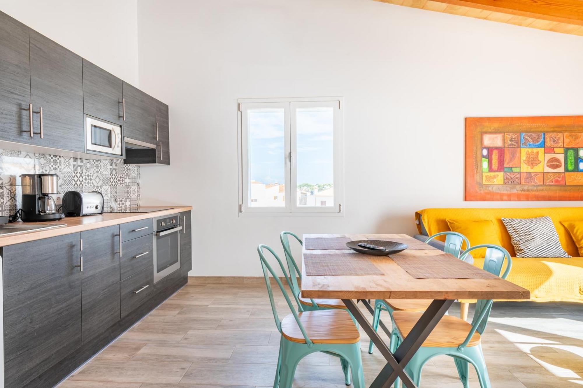 Marivent By Mhr Apartment