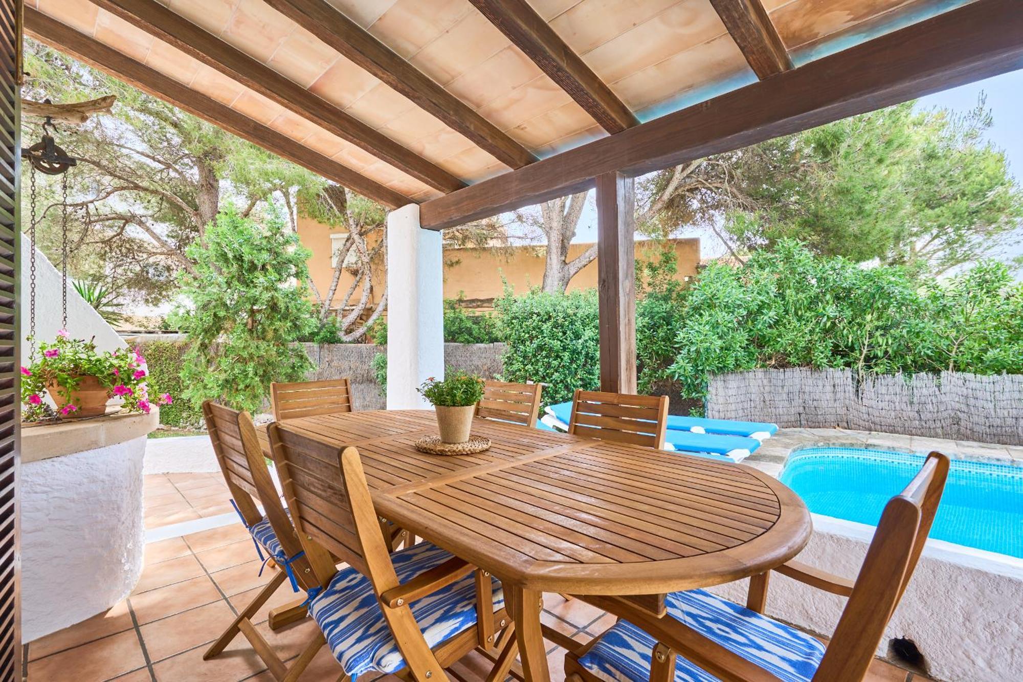 Ravell Holiday home