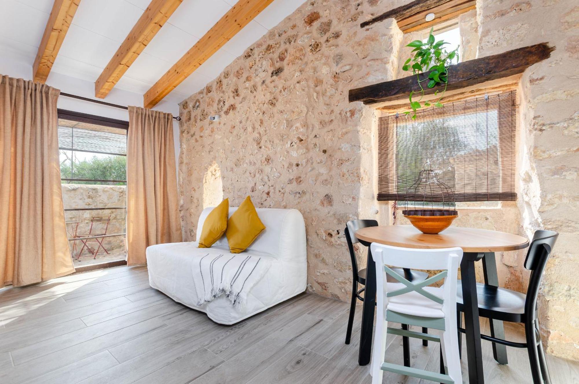 Cal Tio 1 Yourhouse * Costitx (Mallorca)