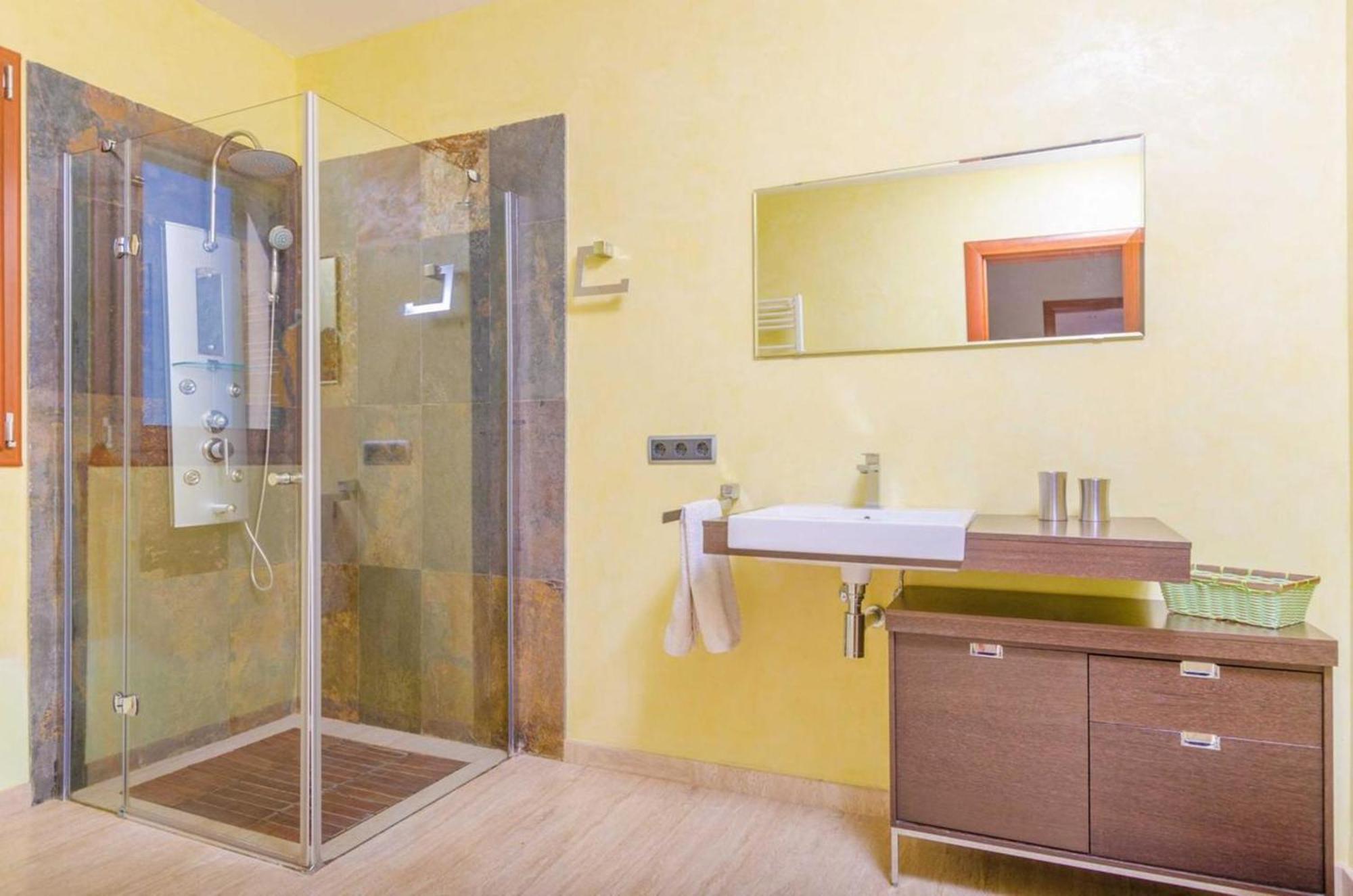Charming With Private Pool In Illes Balears