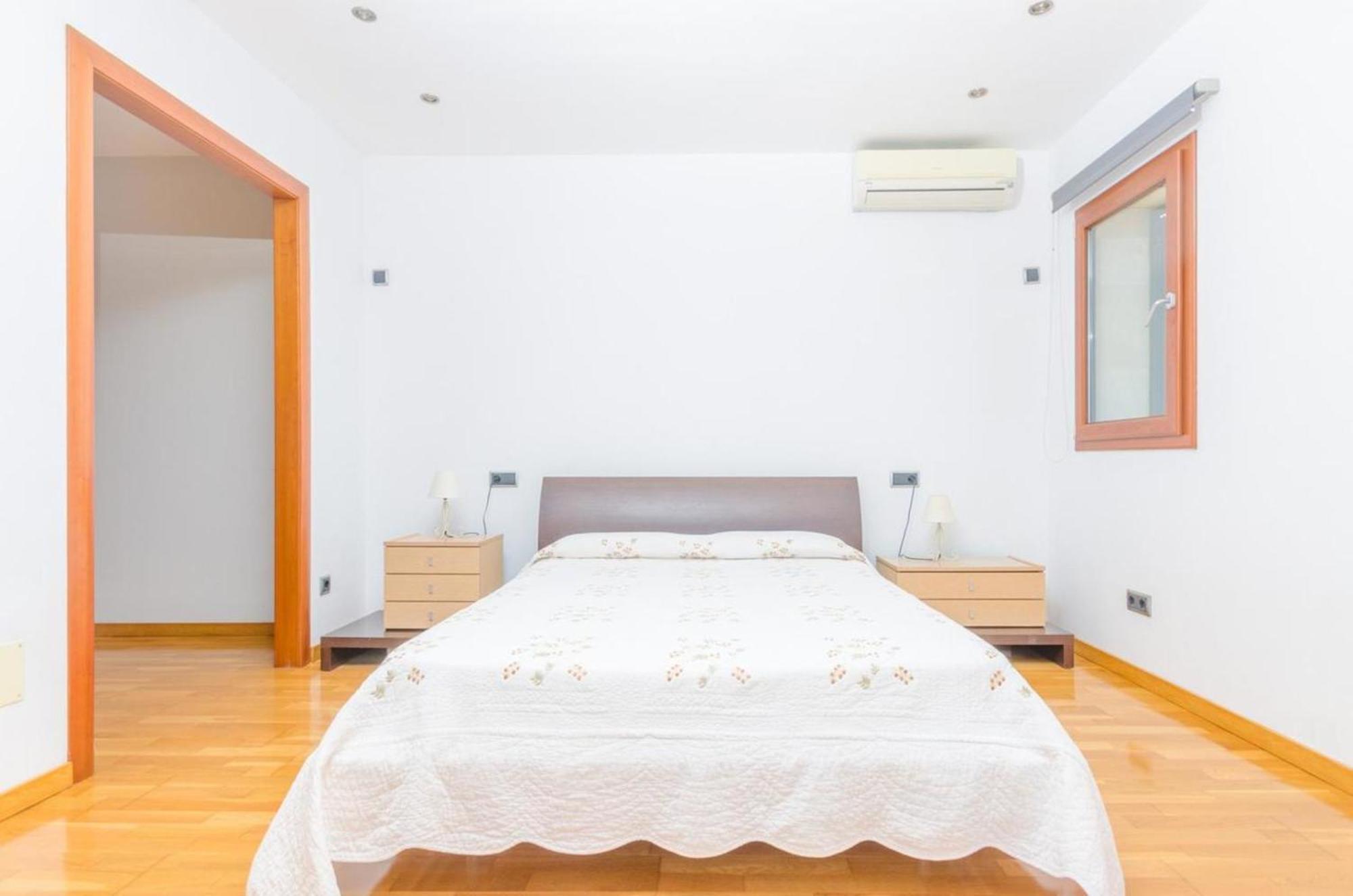 Charming With Private Pool In Illes Balears Villa