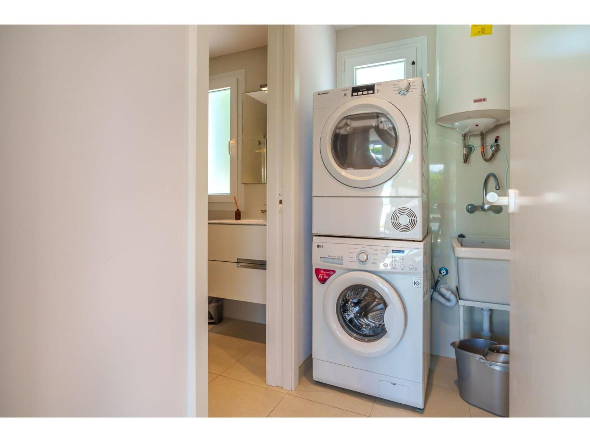 Del 4 By Interhome