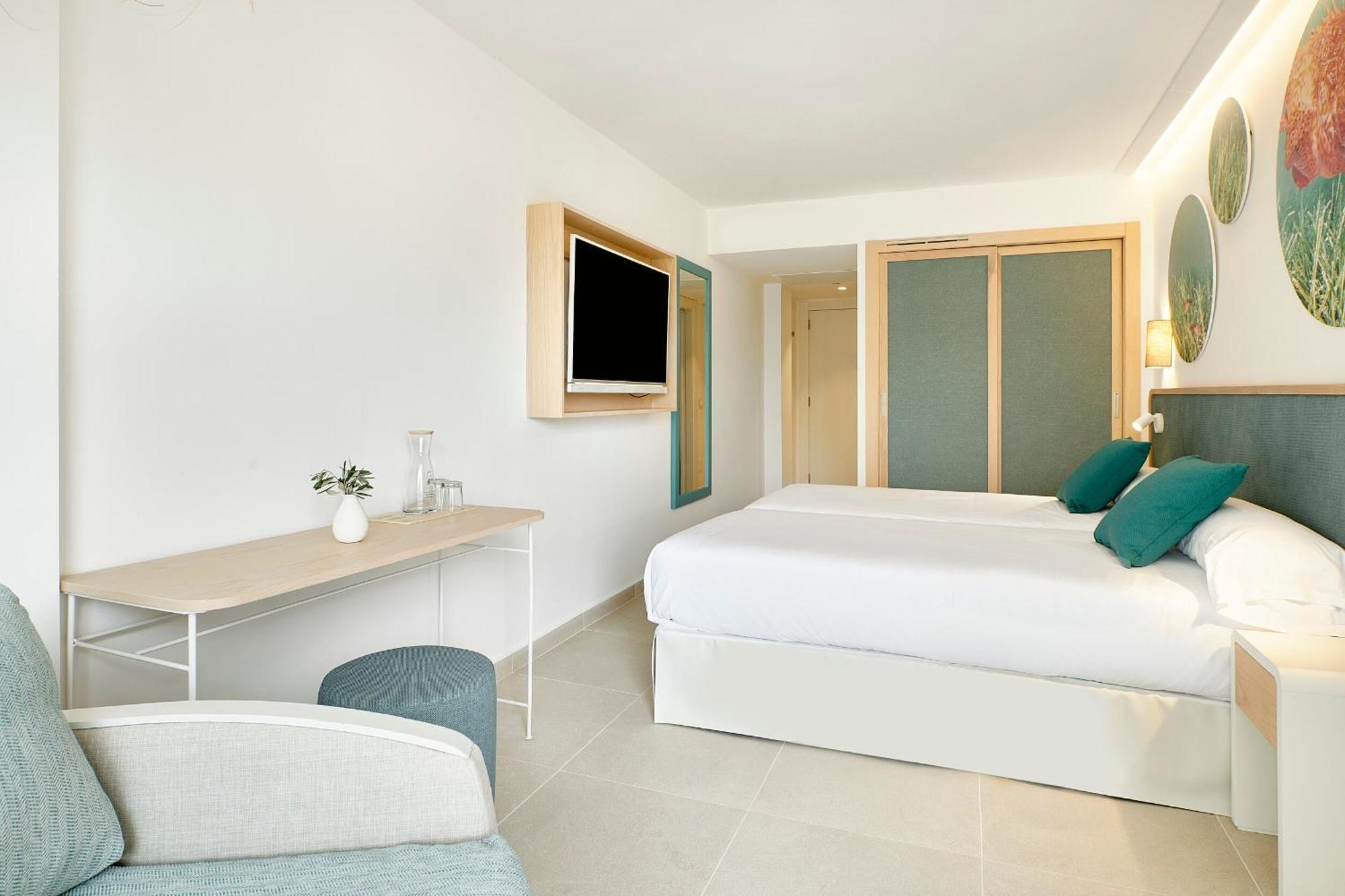 Iberostar Selection Albufera Park Hotel 4*