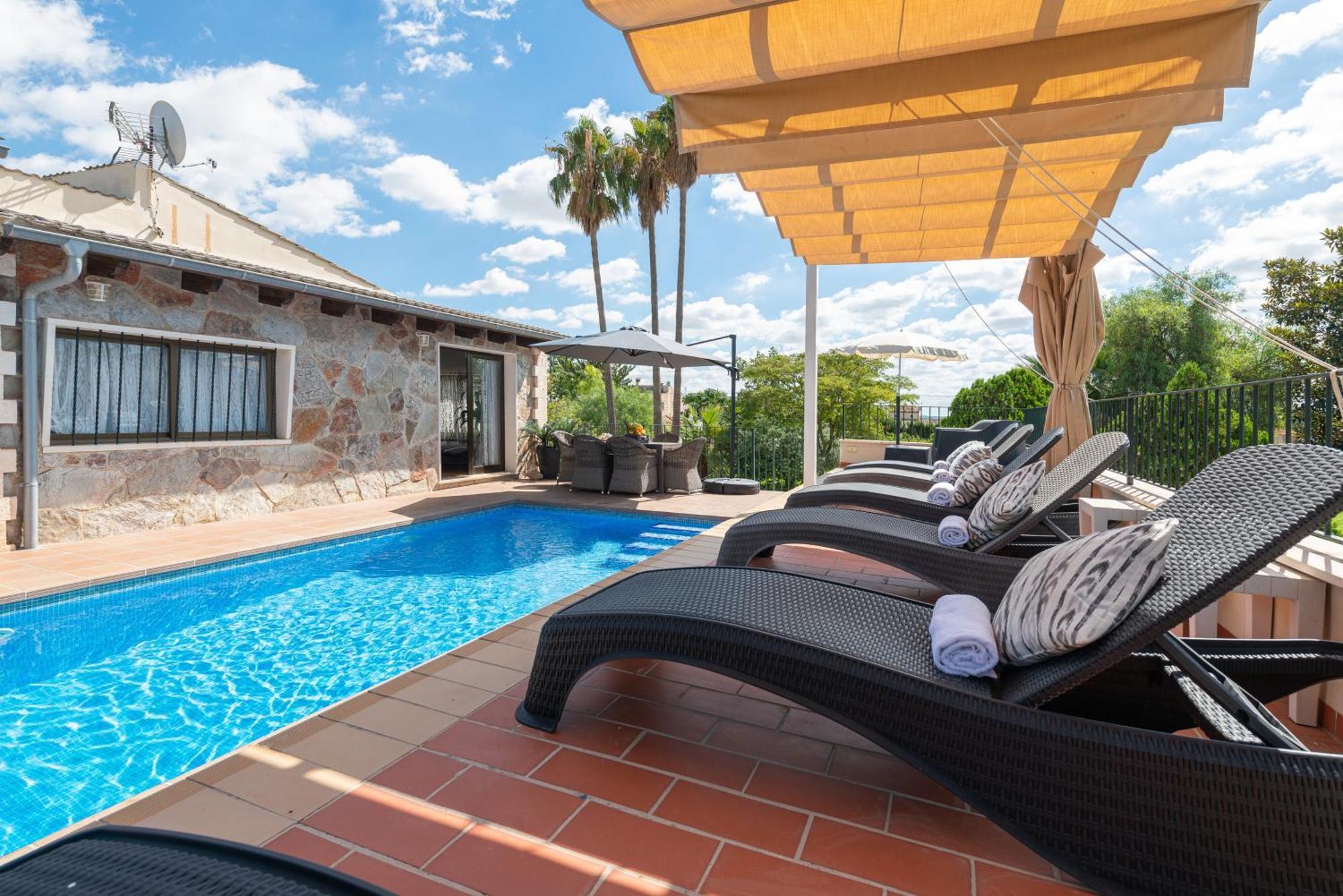 Refugi De Les Aguiles Villa Lloseta