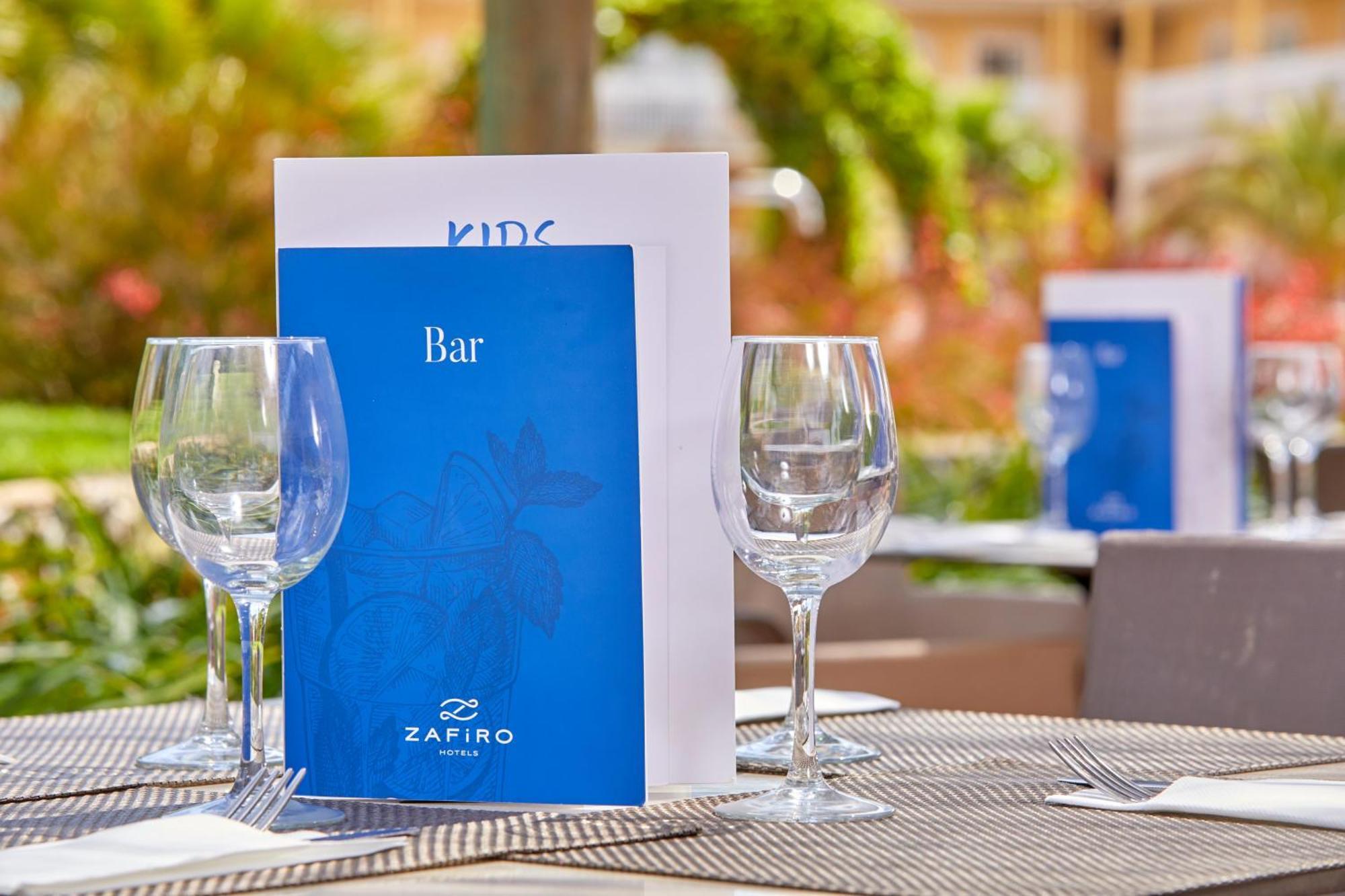 Apartahotel Zafiro Picafort 4*