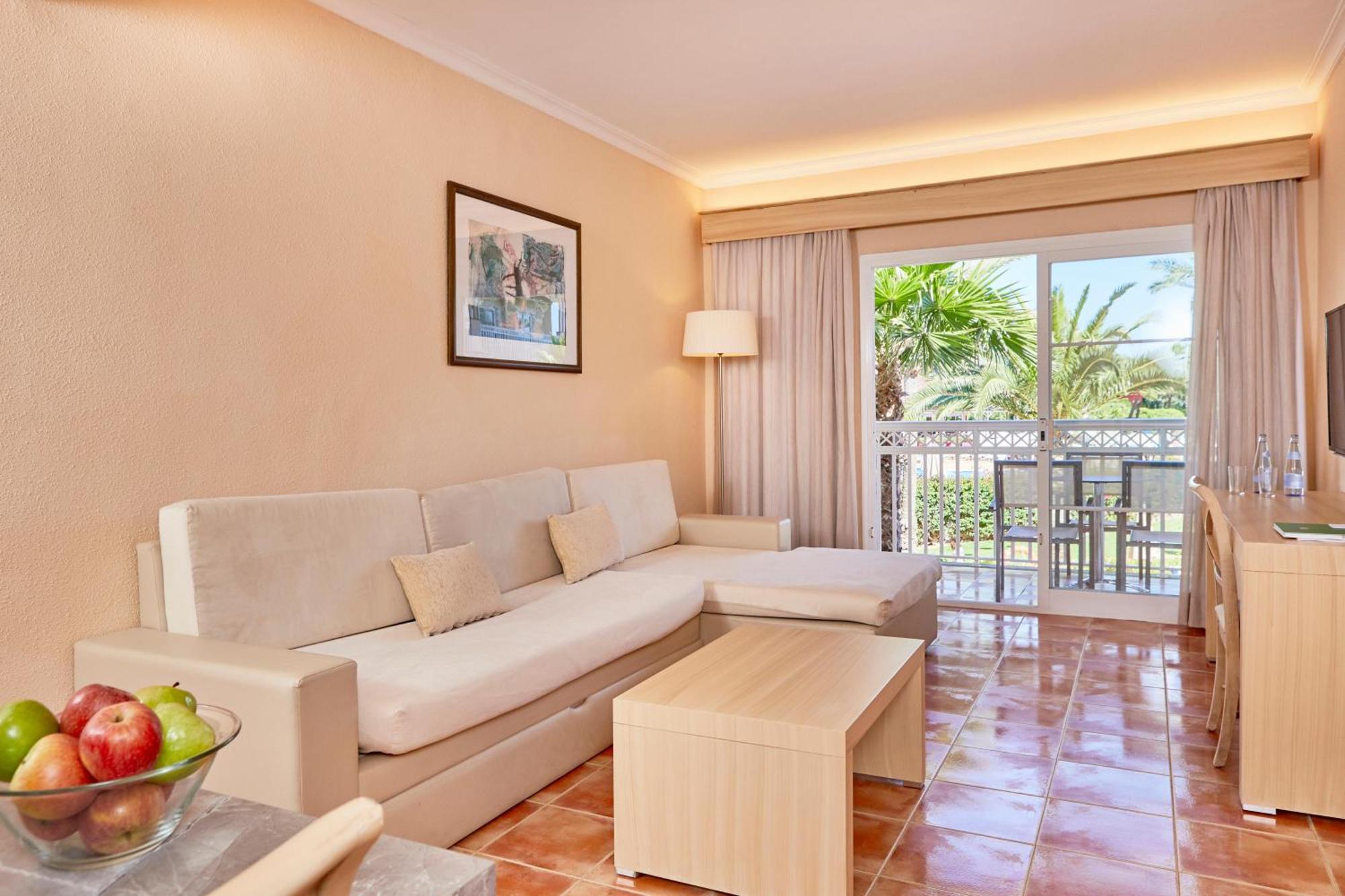 Zafiro Picafort Apartahotel 4*
