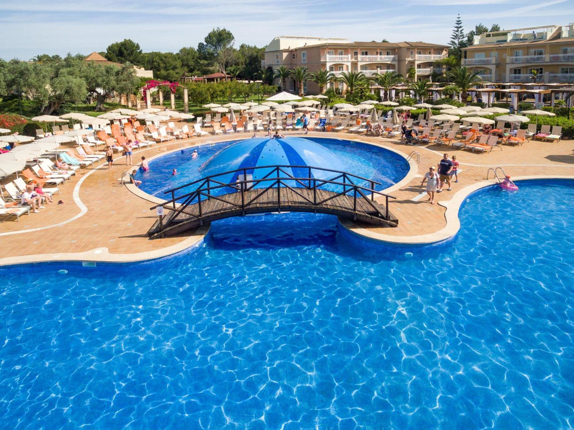 Zafiro Picafort Apartahotel