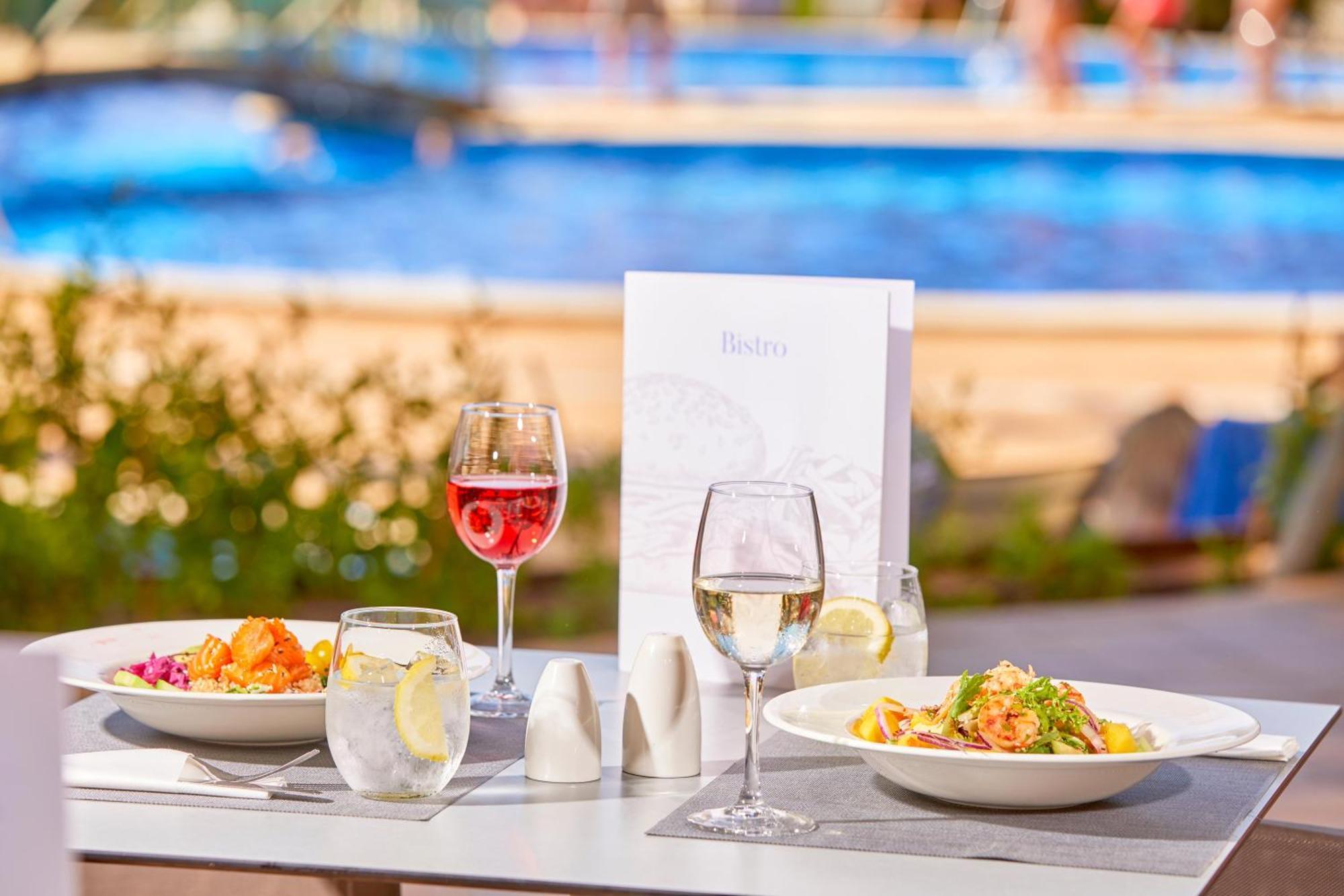 Zafiro Aparthotel 4*