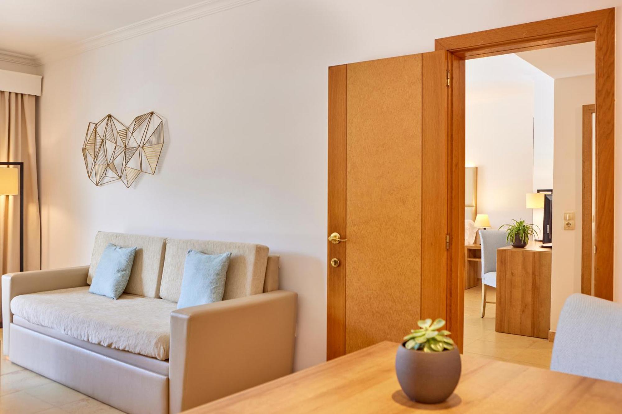 Apartahotel Zafiro Mallorca &