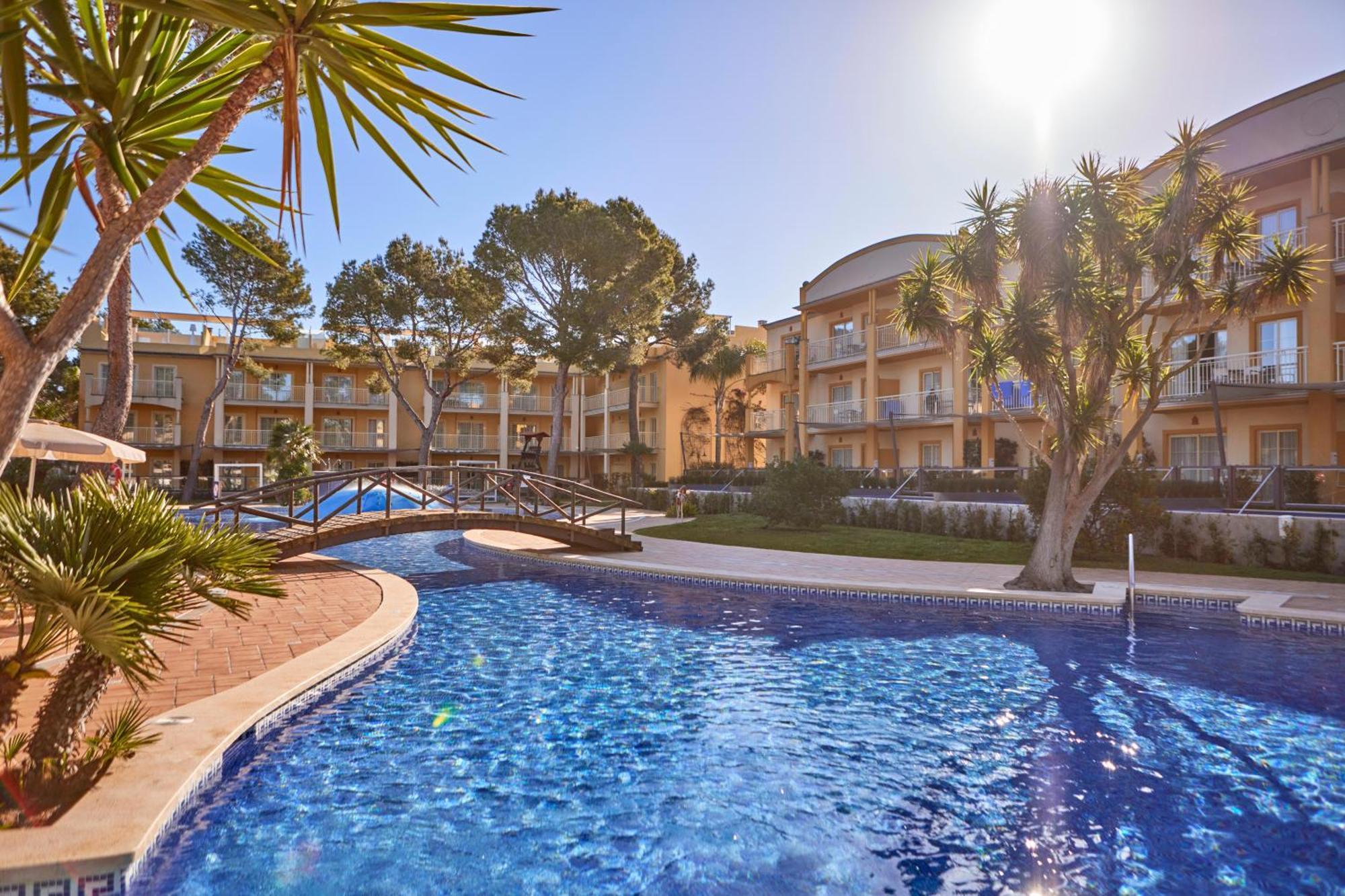 Apartahotel Zafiro Mallorca & 4*