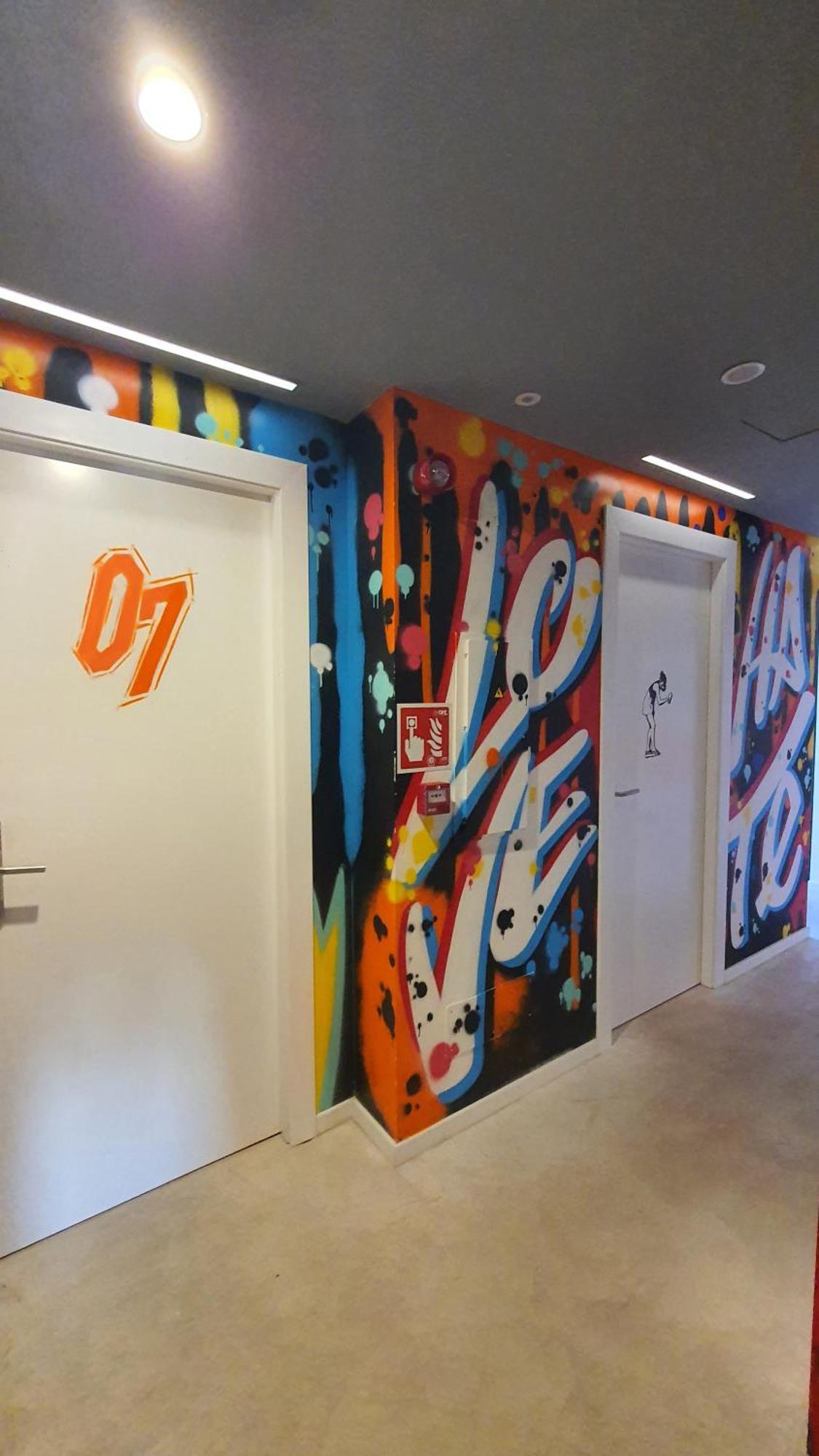 We Street - El Arenal-albergue Juvenil