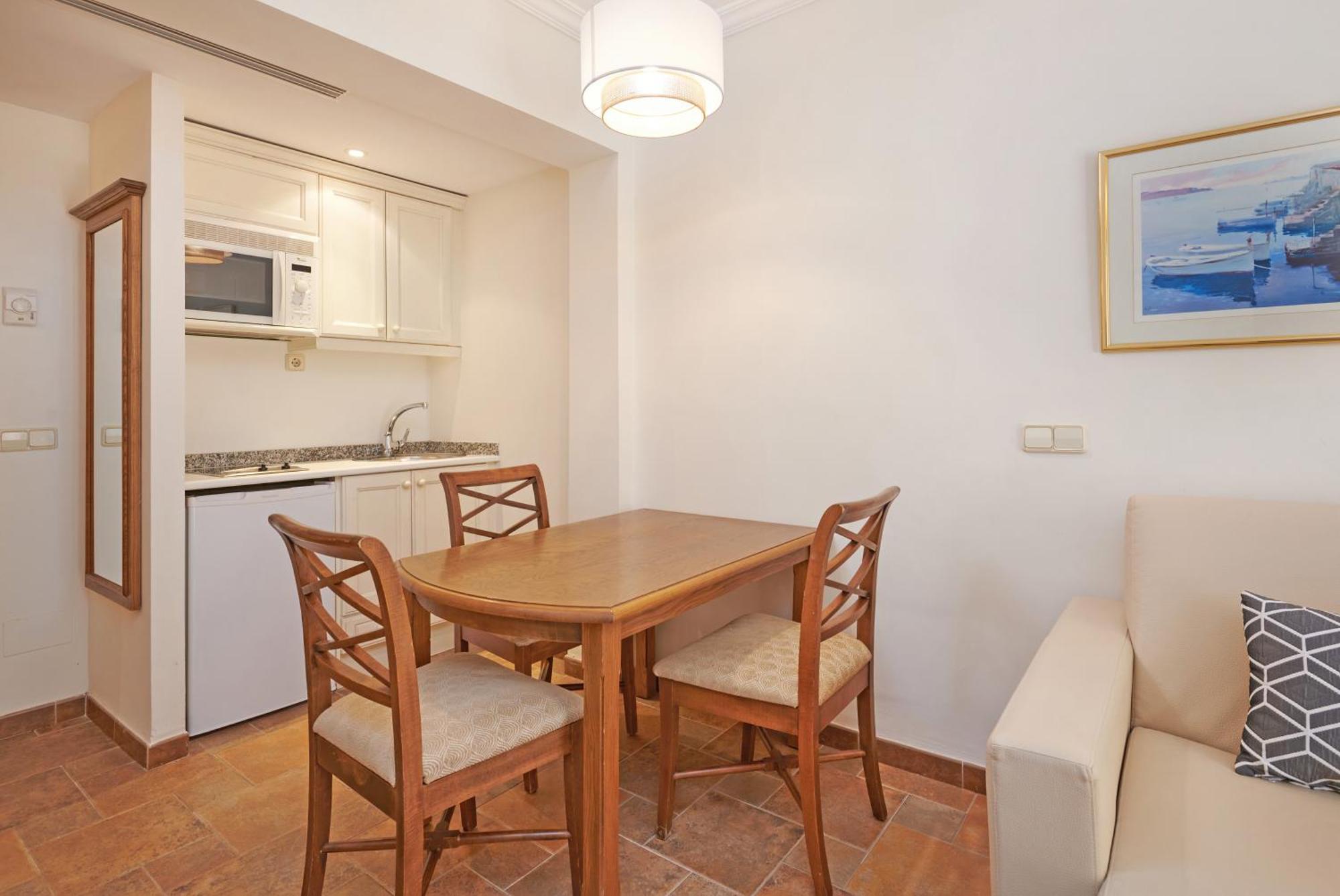Apartahotel Grupotel Nilo & 4*