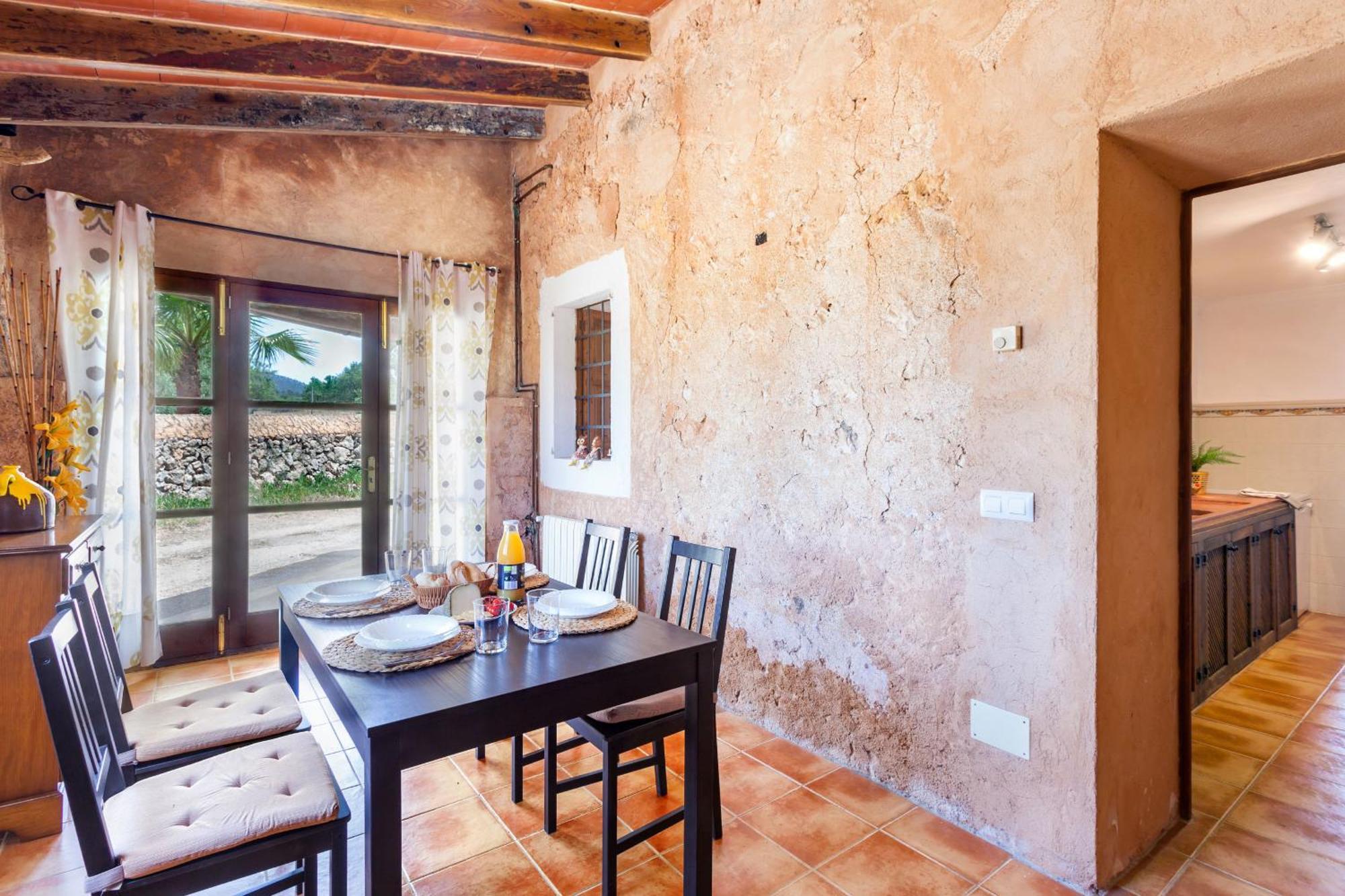Casa Antigua *