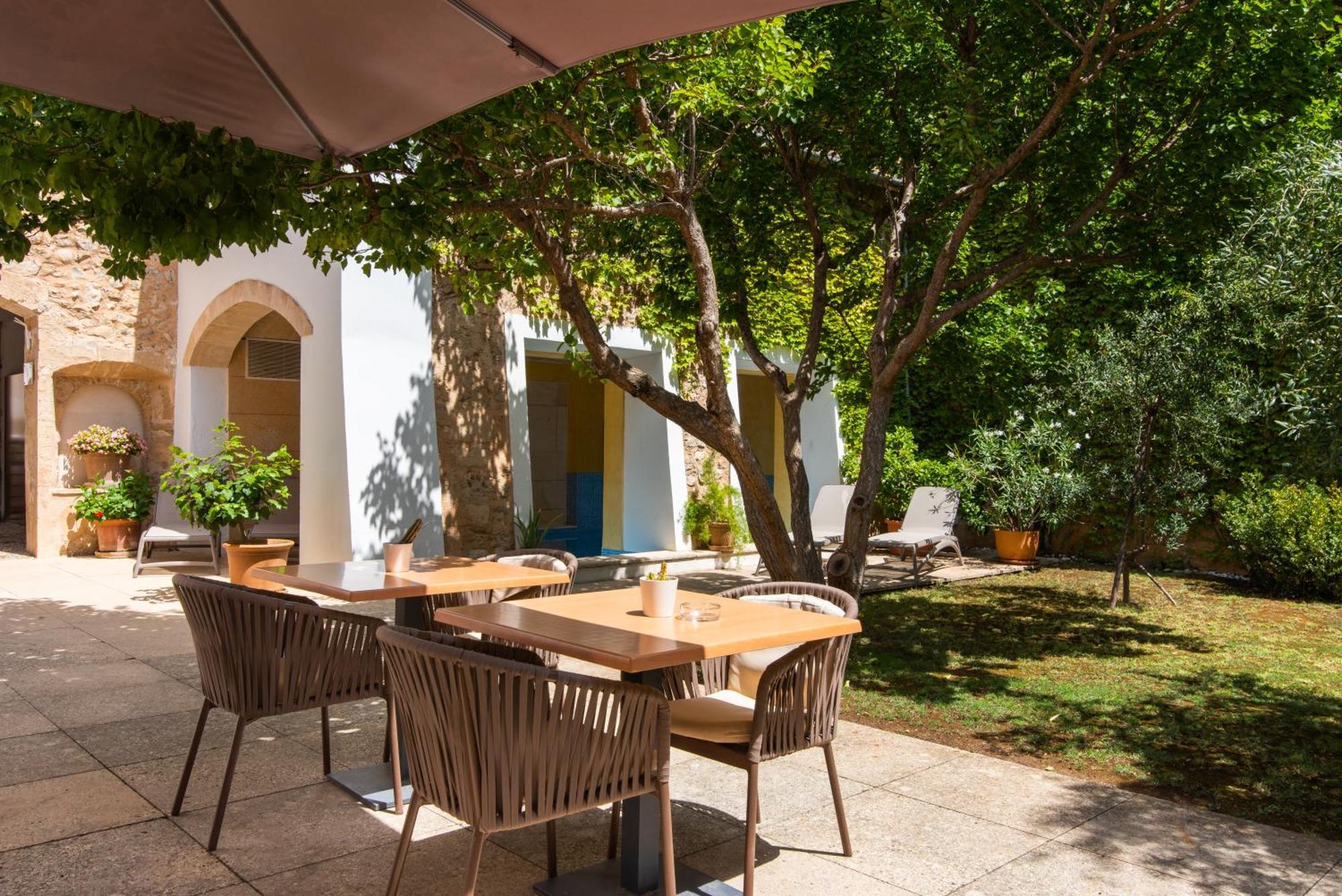 Hotel Moragues