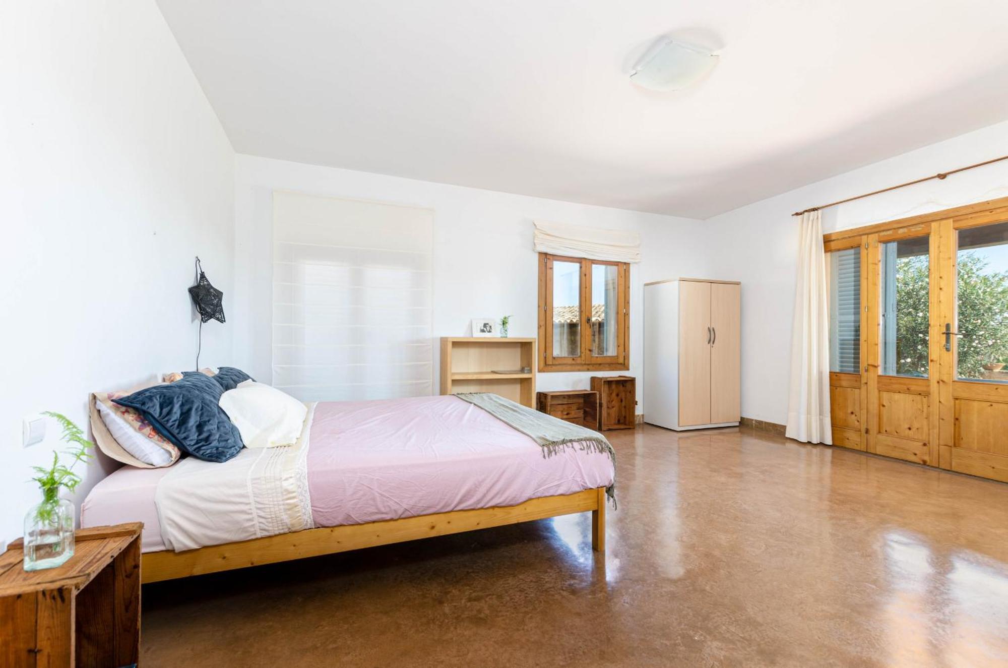 Yourhouse Es Fiters * Muro