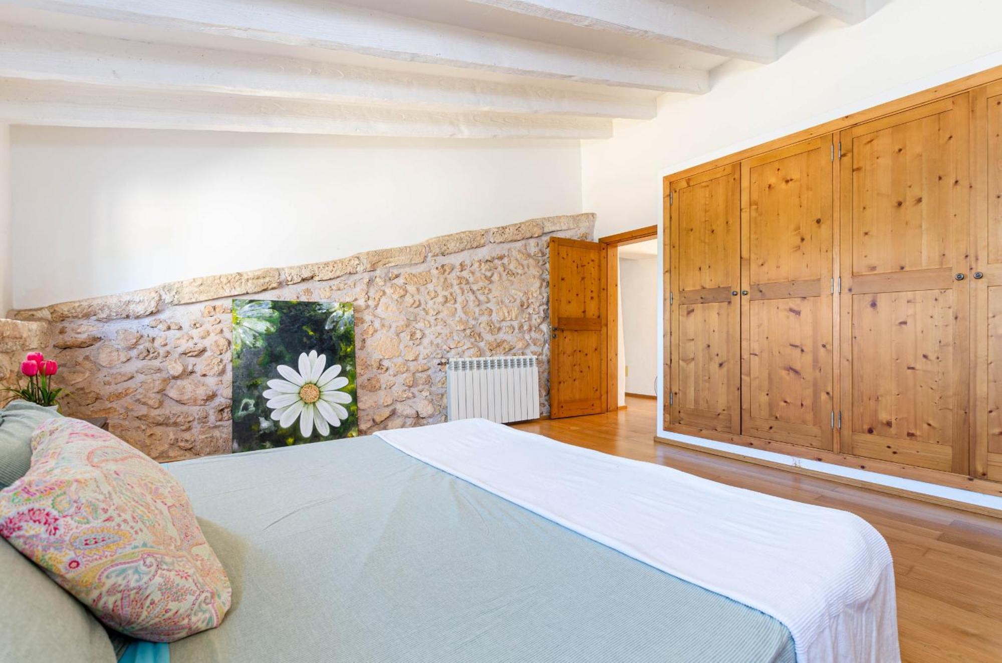 Yourhouse Es Fiters * Muro