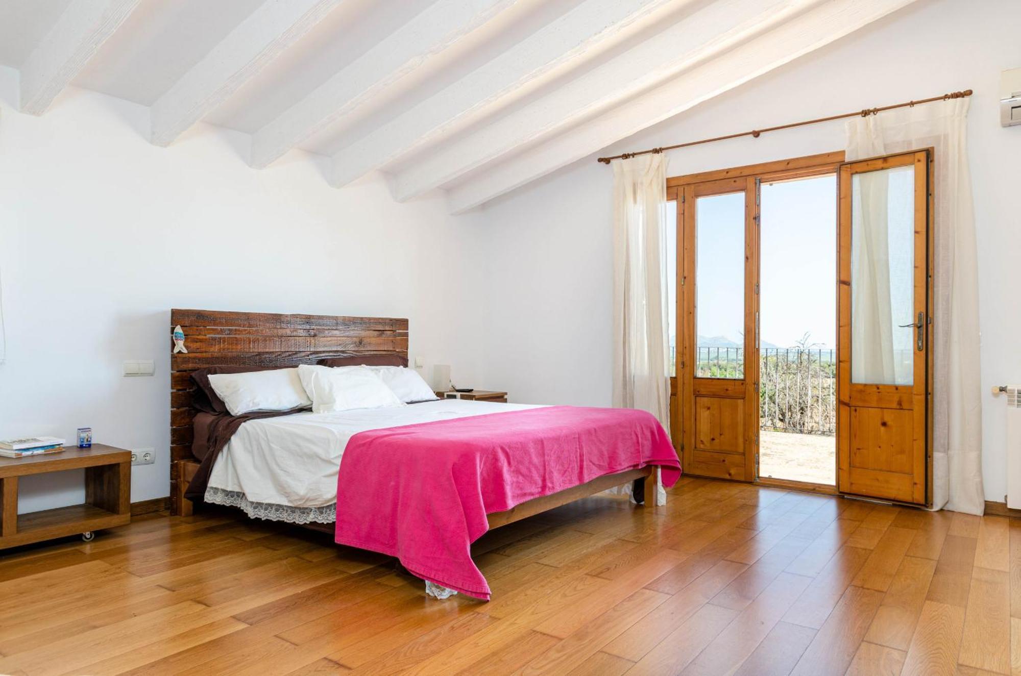 Yourhouse Es Fiters