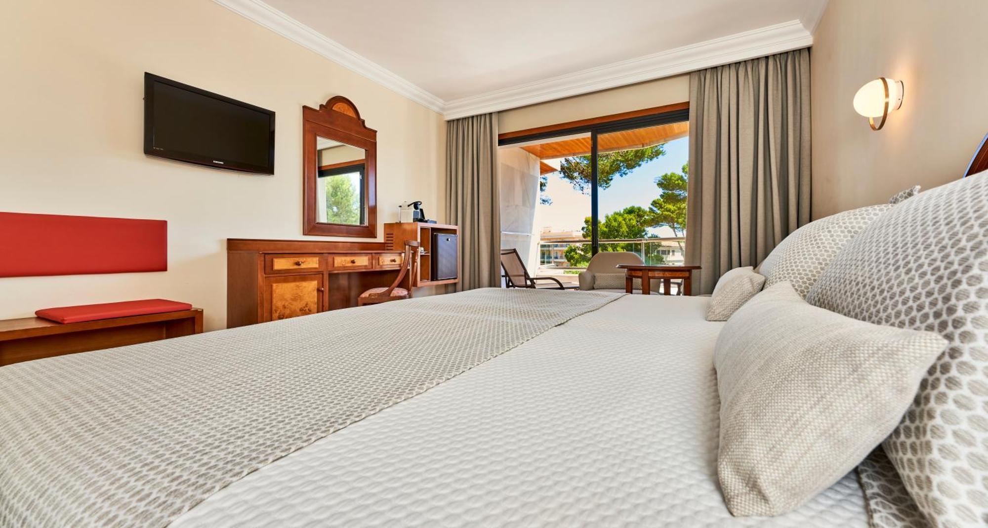 Serrano Palace Hotel