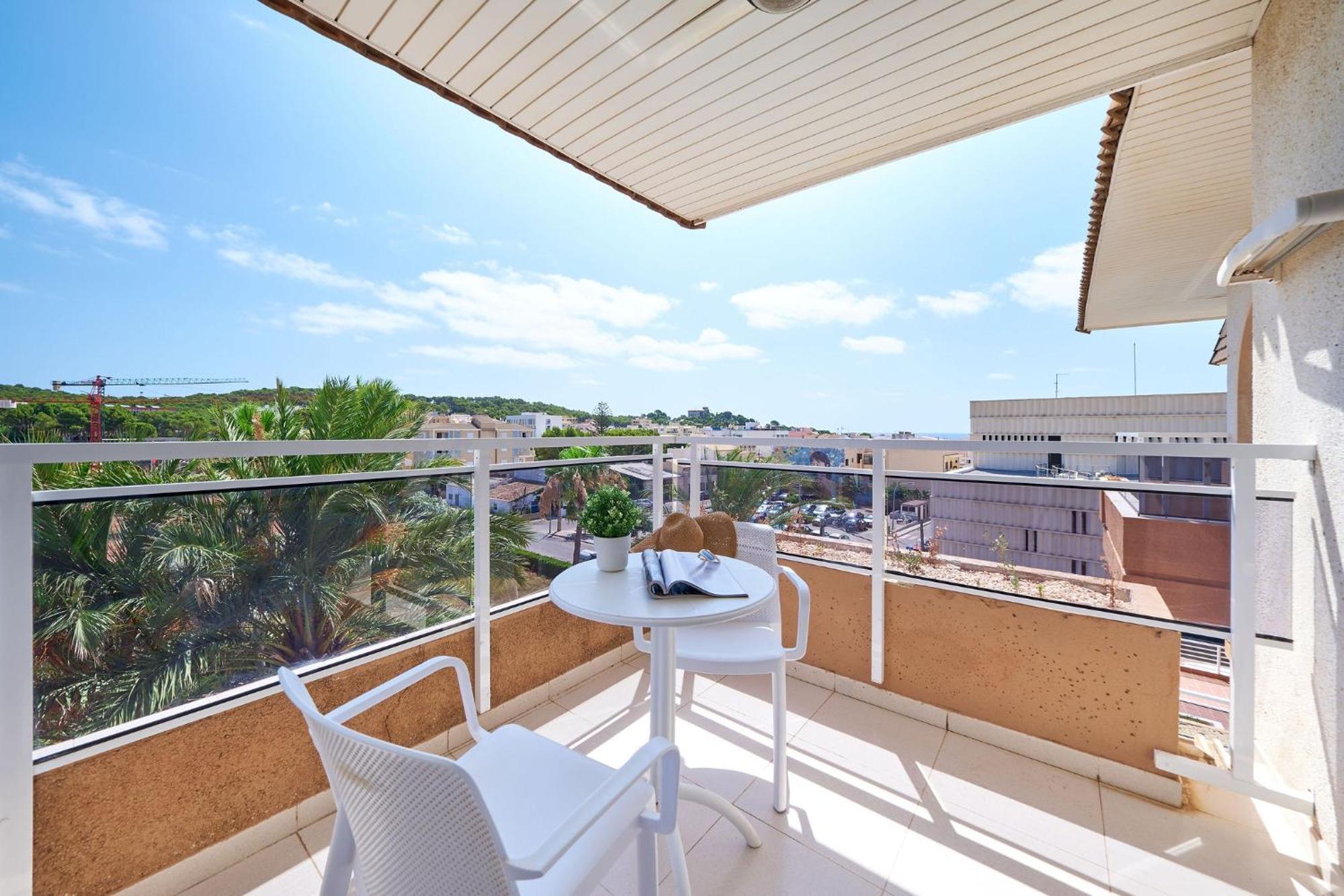 Illot Hotel