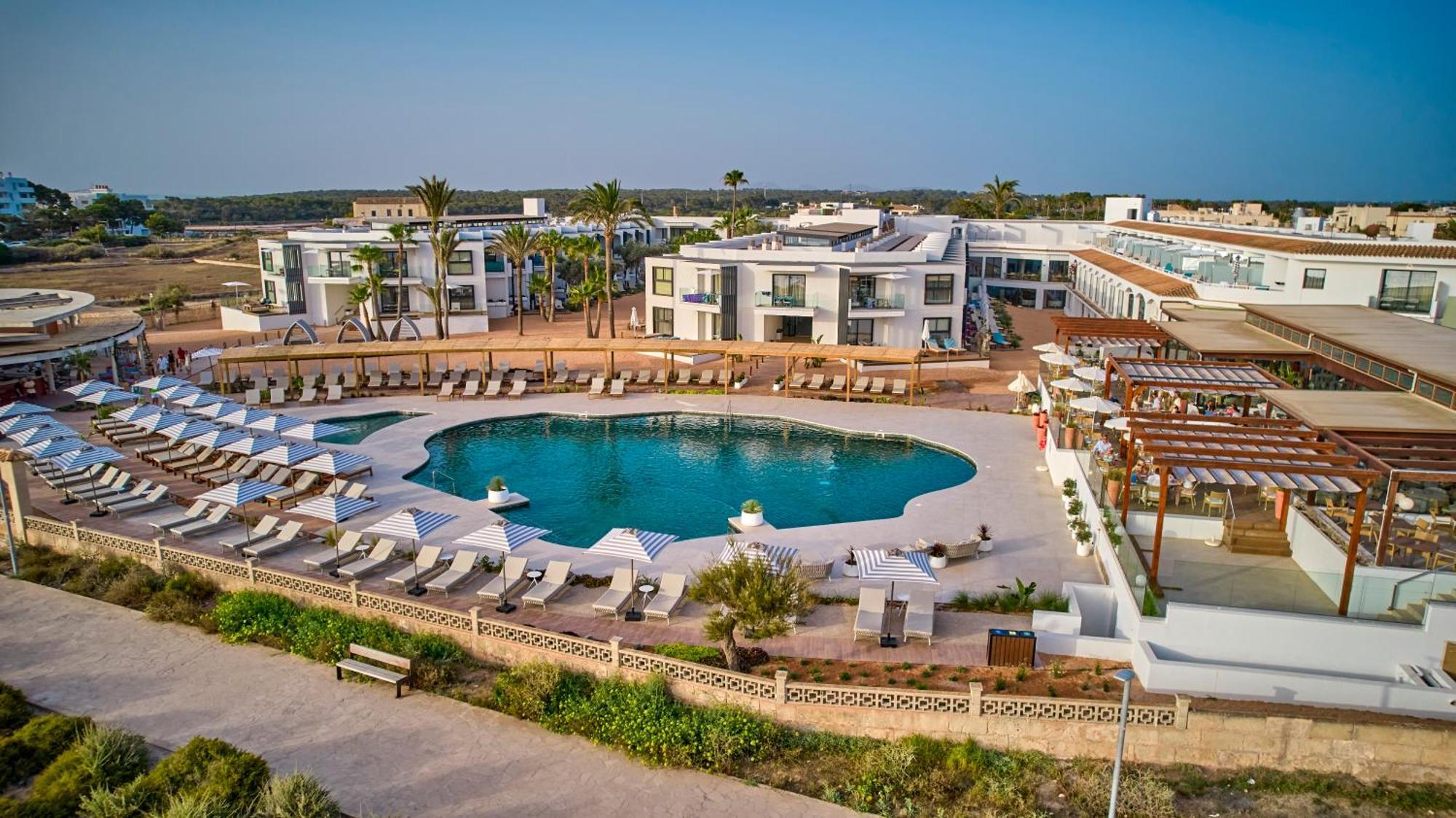 Universal Grand León&spa