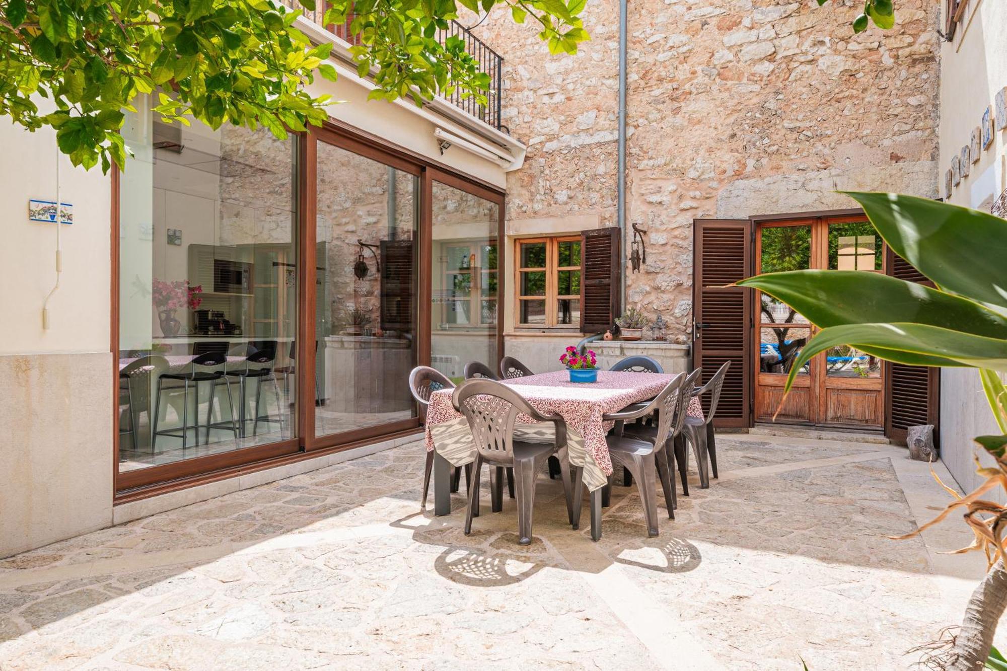 Сasa de vacaciones Sa Llimonera De *